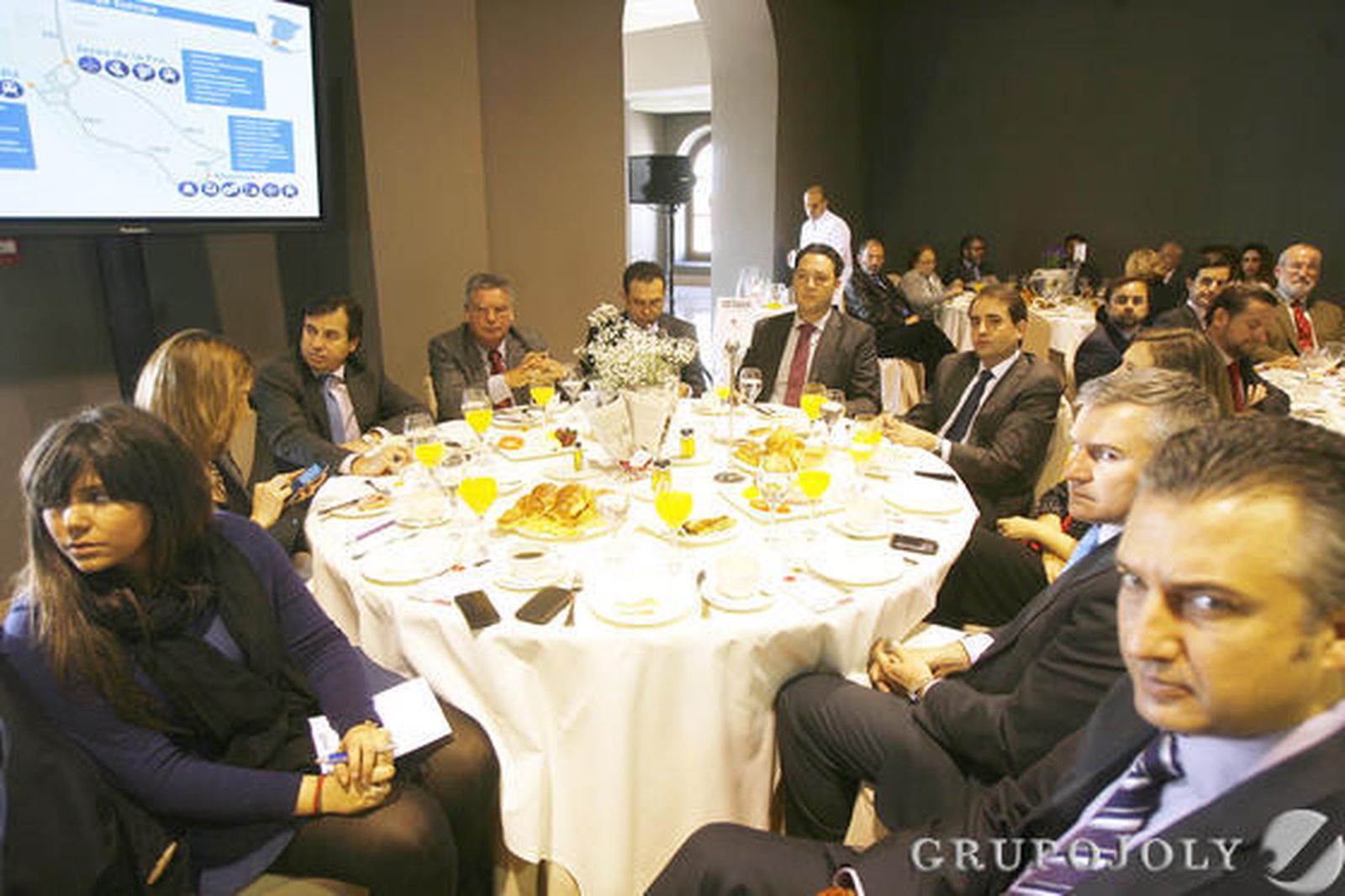 Ana Berraquero, Natalia López, Pedro Ochoa, Jesús Alfaro, Juan Carlos Jiménez, José Andrés Santos, Antonio Saldaña, Lourdes Acosta, Fernando García y Eduardo García.

Foto: Joaquin Pino