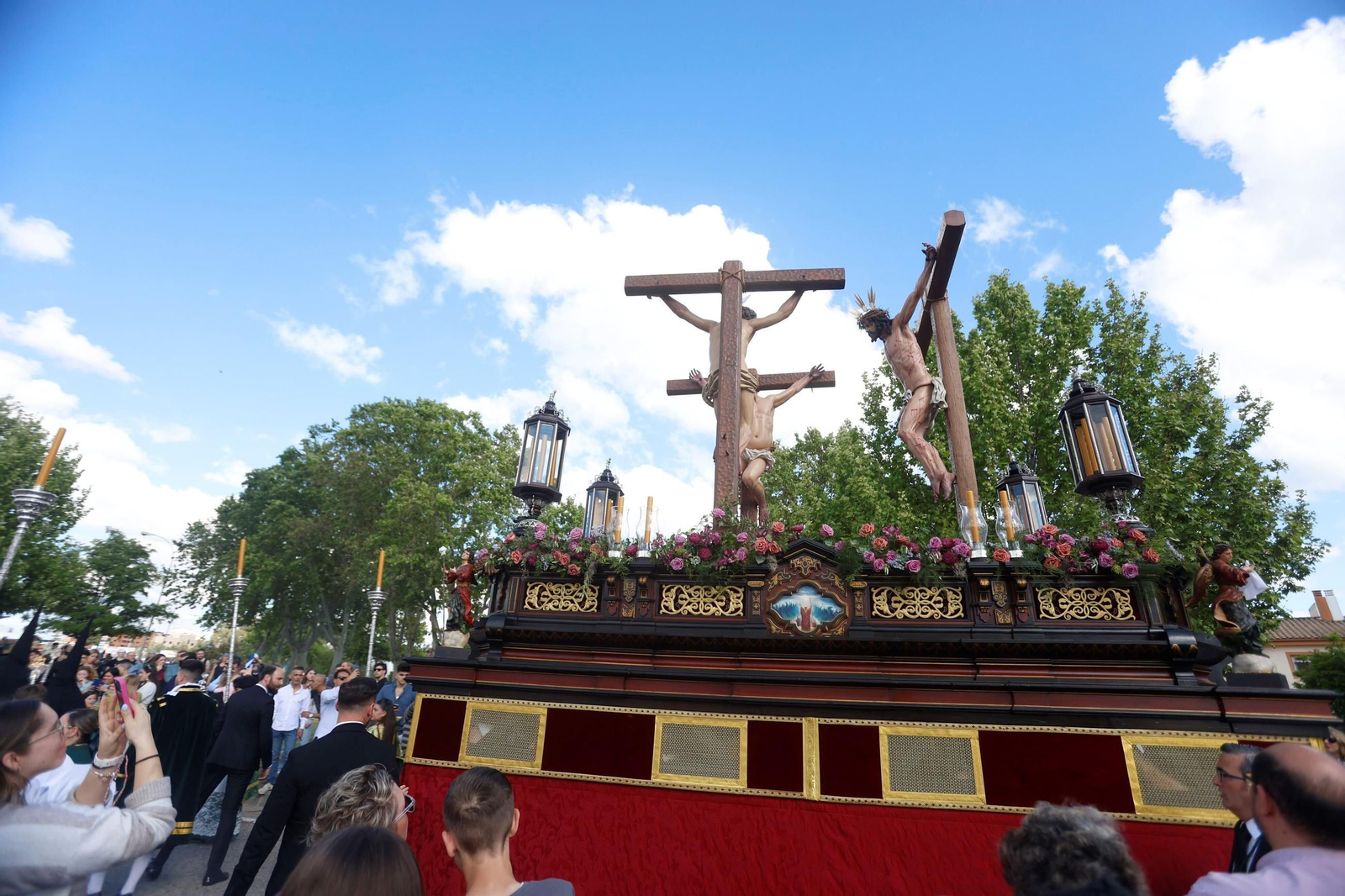 La procesión de la Conversión en este Viernes Santo de Córdoba, en imágenes