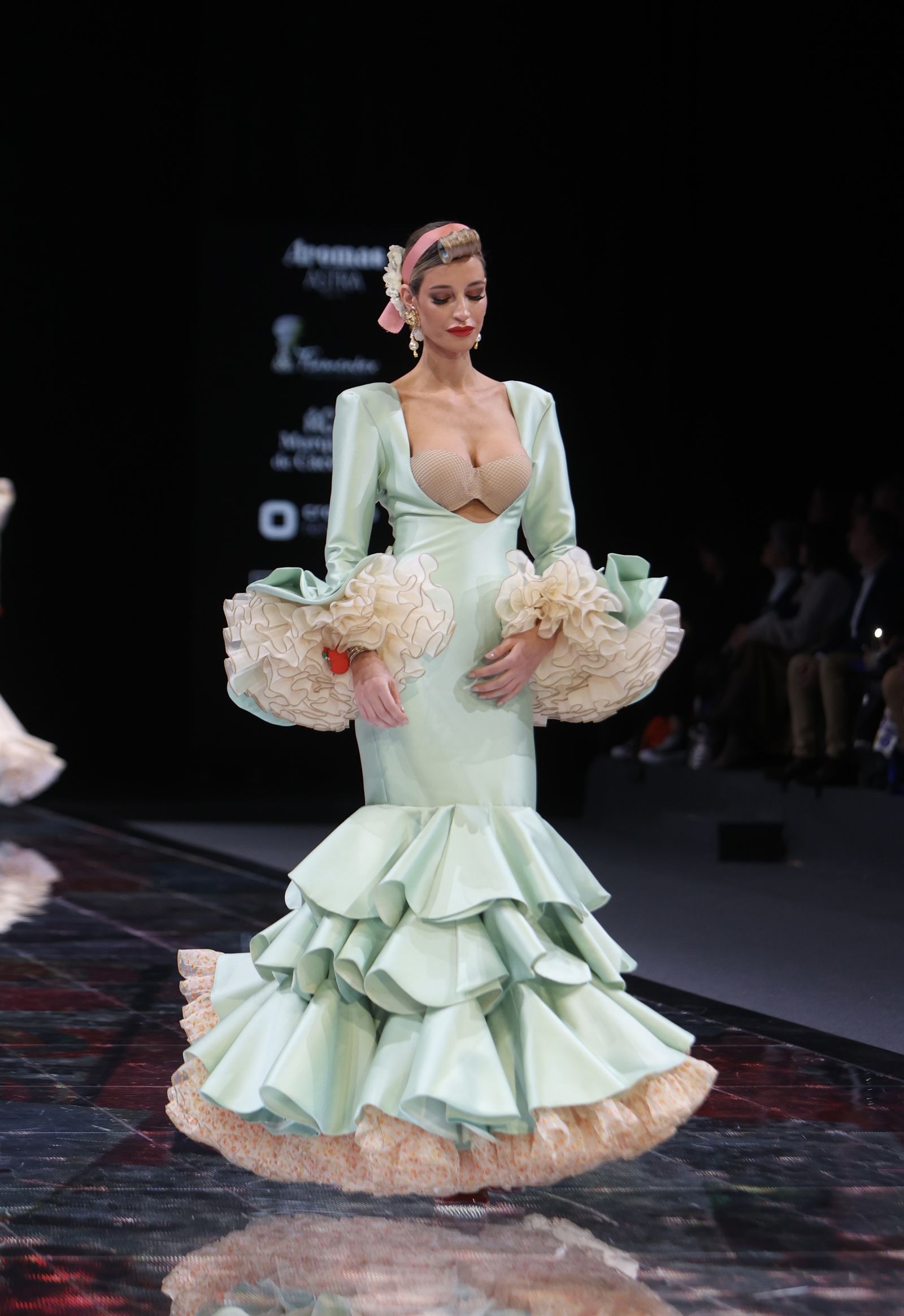 Desfile de Carmen  Latorre en SIMOF DE 2024, todas las fotos