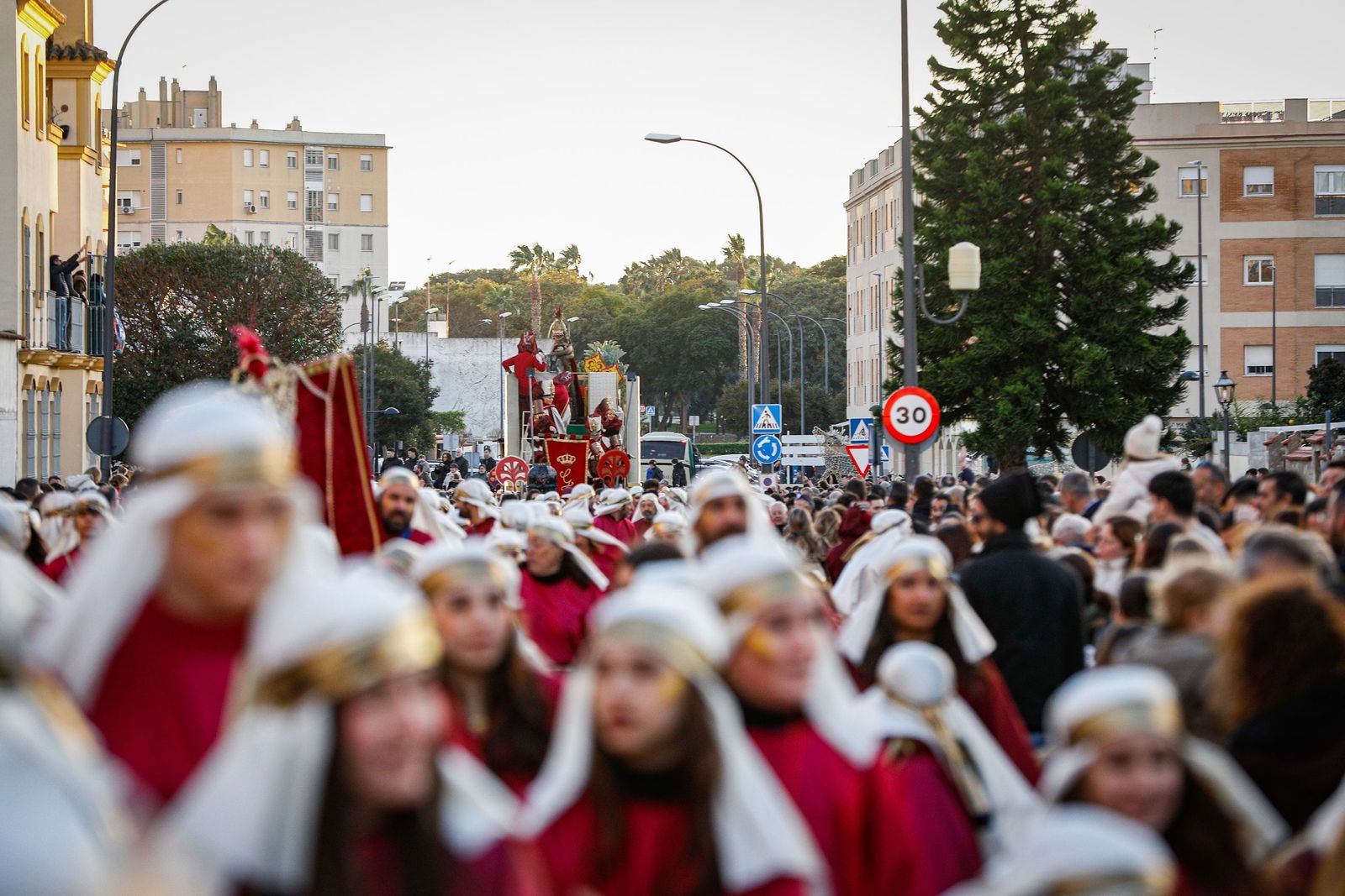 Las imágenes de la cabalgata de los Reyes Magos de San Fernando 2026