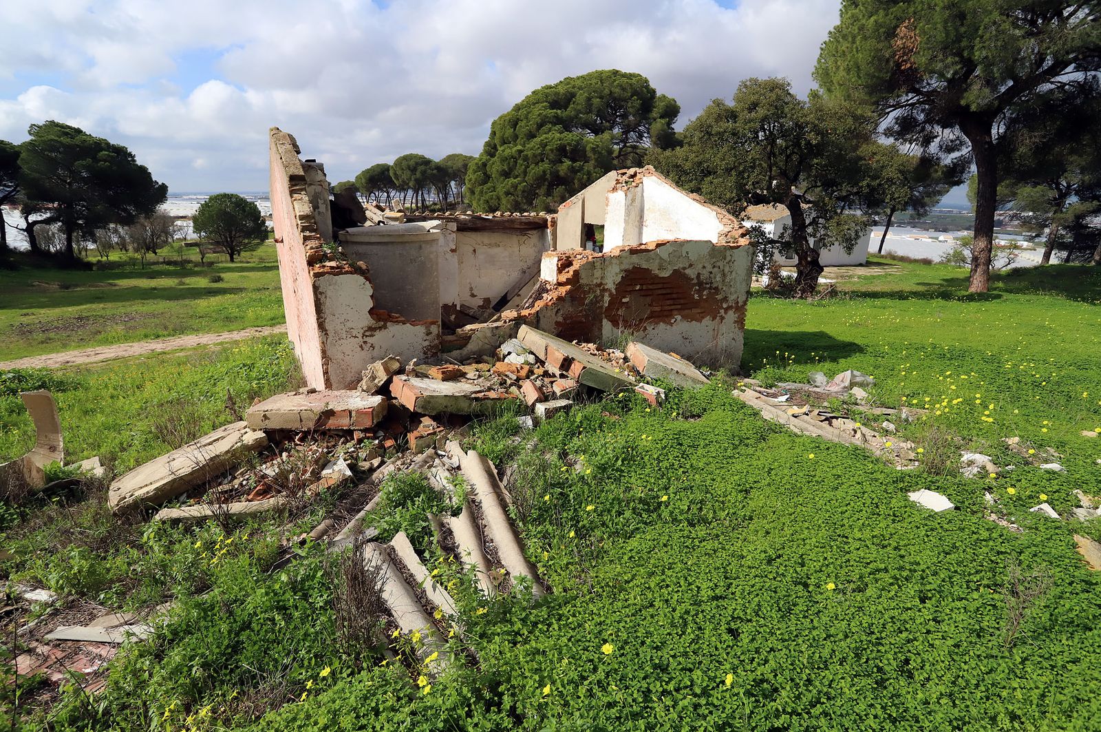 Imágenes de Fuentepiña, casa de Juan Ramón Jiménez en Moguer