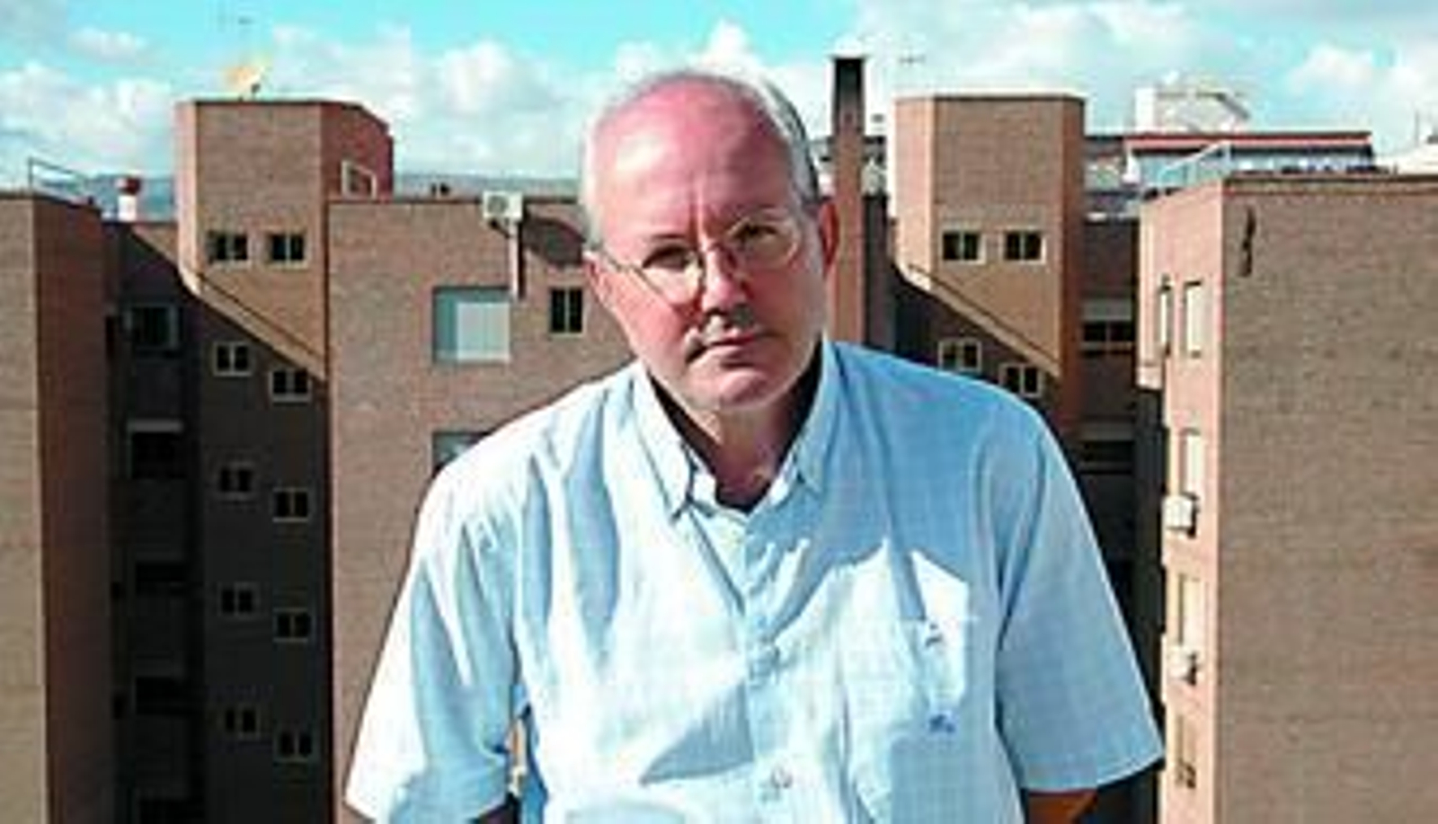 José María Jiménez es el narrador de la obra 'Los Refugios'.