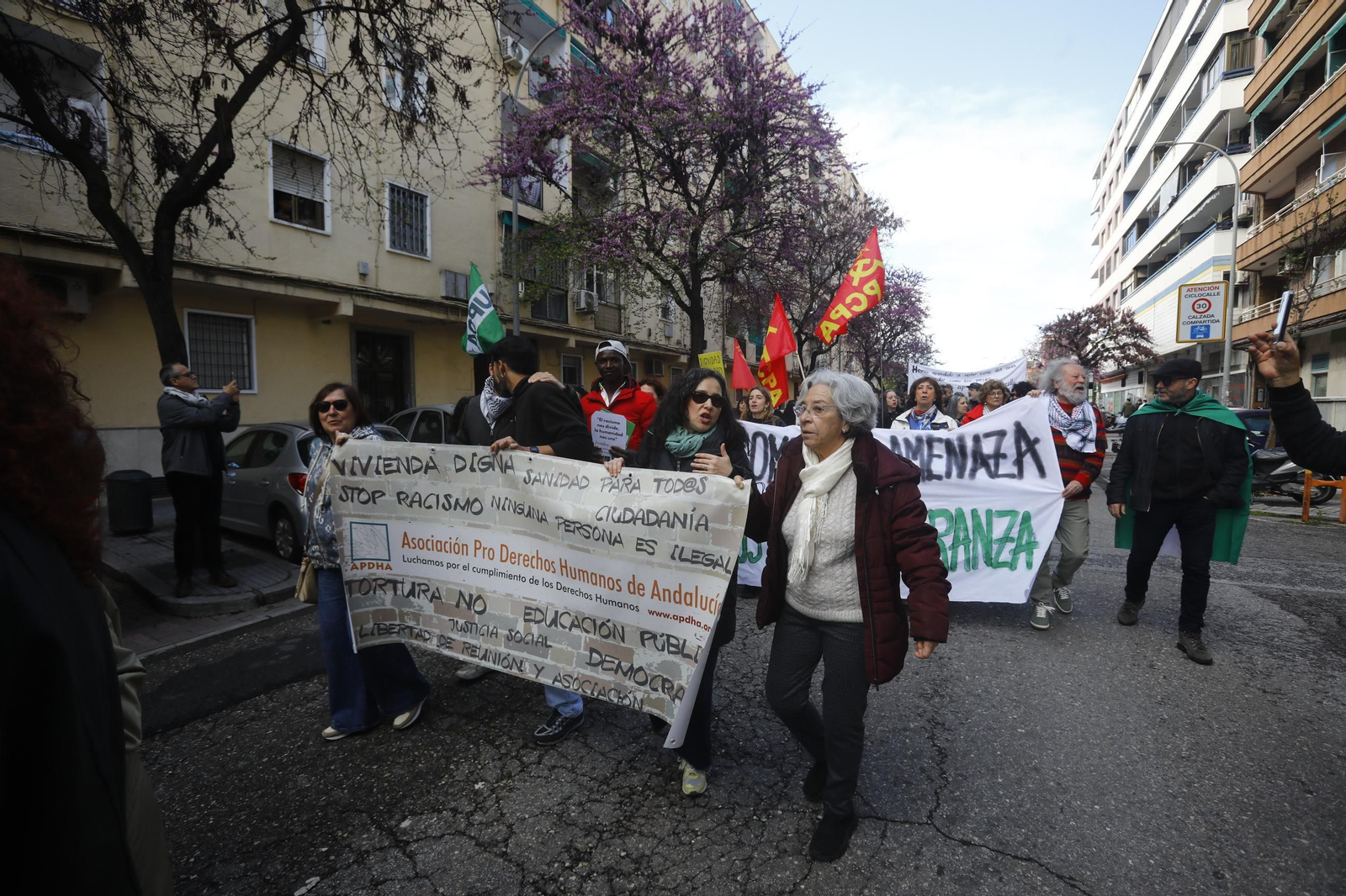 La manifestación antirracista por los derechos de las personas migrantes de Córdoba, en imágenes