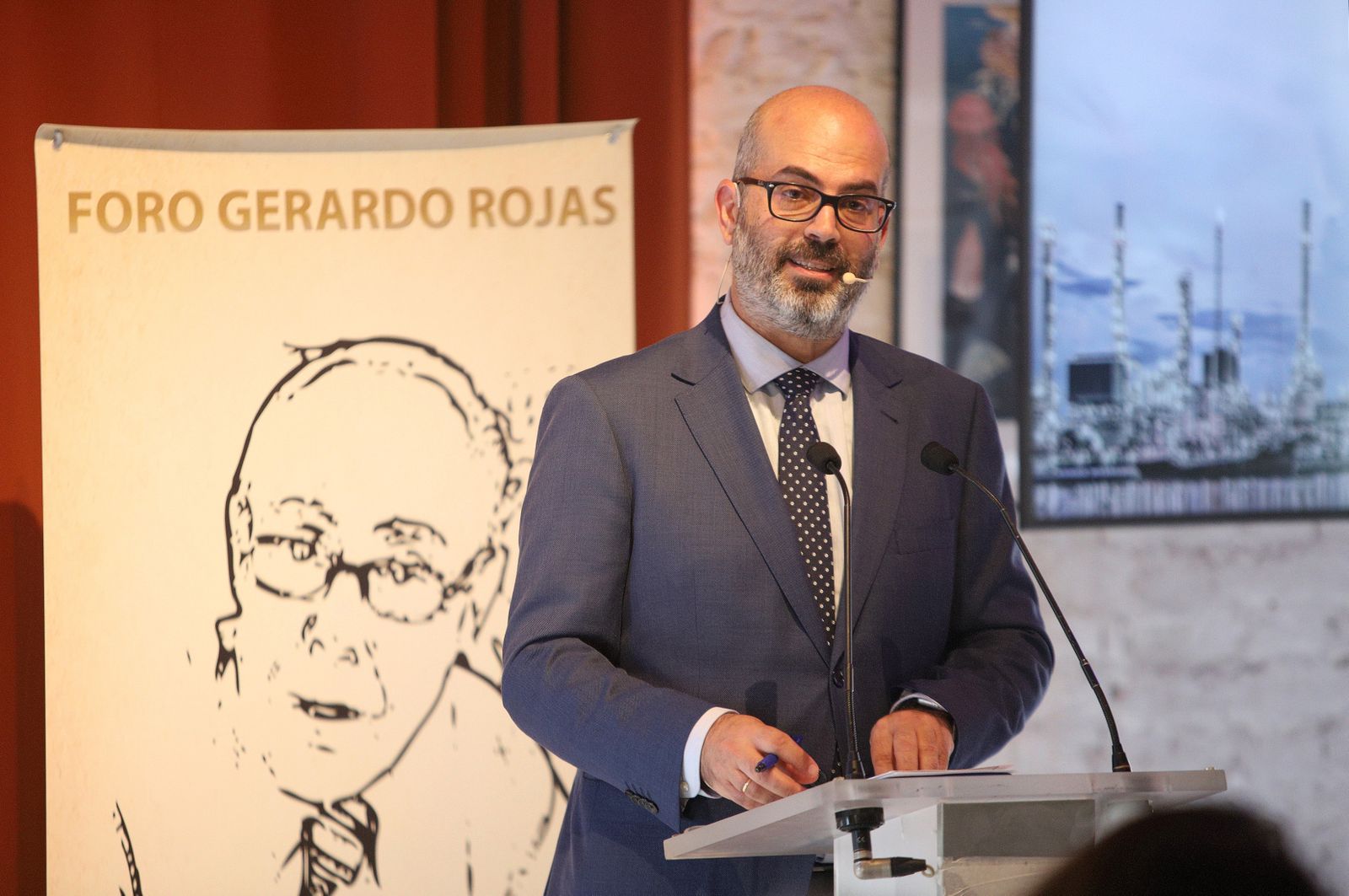 Imágenes del Foro Gerardo Rojas con Teresa Rasero como conferenciante