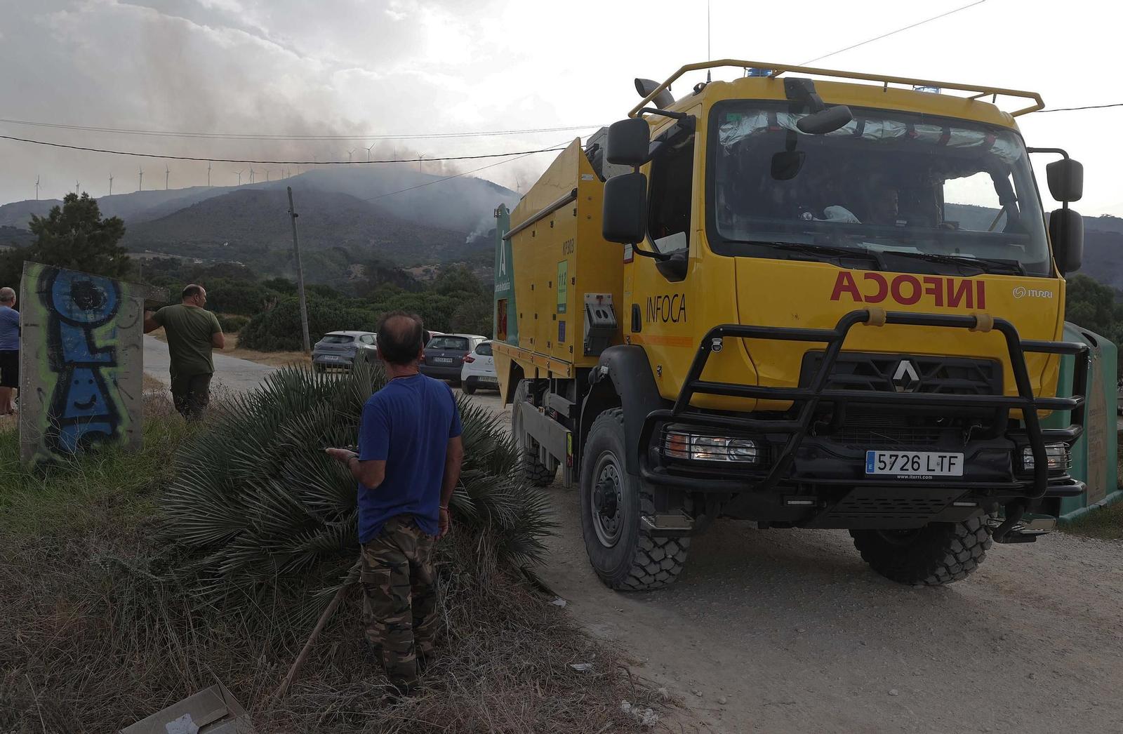 Labores del Infoca en el incendio.