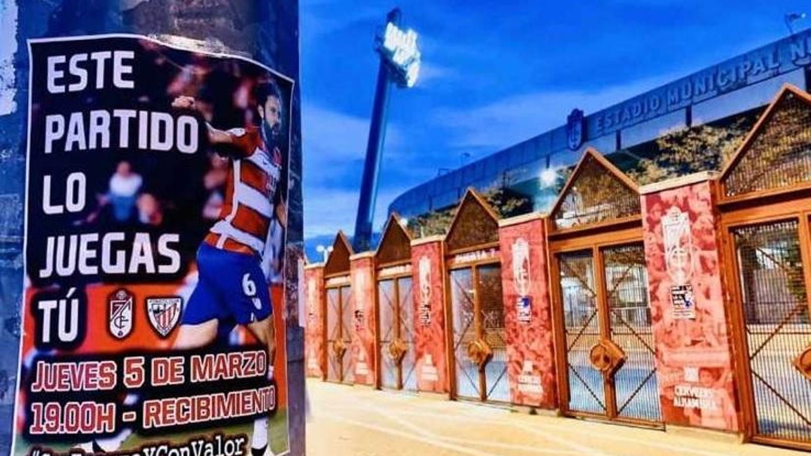 Uno de los carteles en los aledaños del estadio