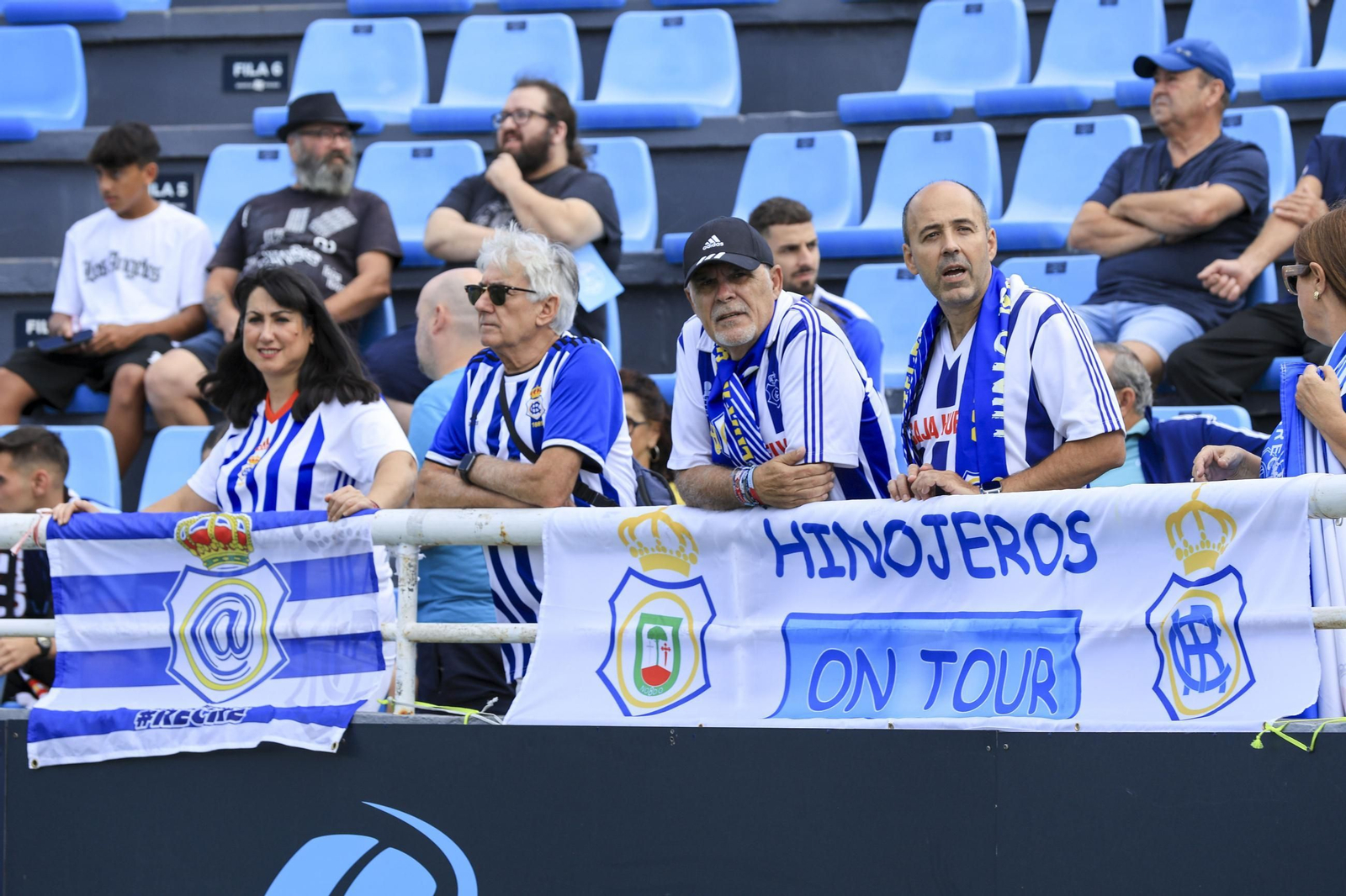 Afición del Recre la pasada temporada en Can Misses.