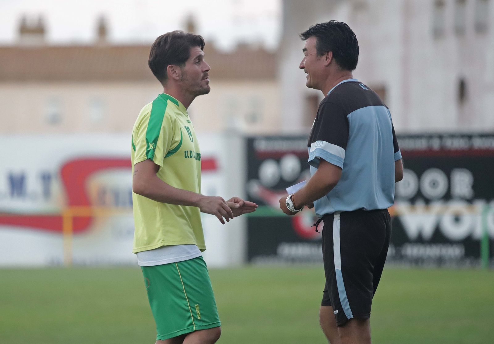 Manzano y Rafa Escobar, durante un entrenamiento.