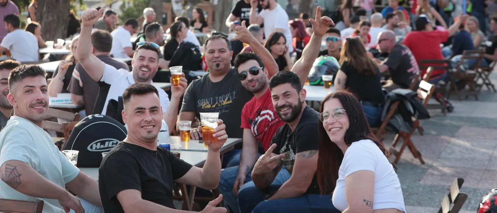 Ambiente motero en Jerez el jueves del Gran Premio 2025.