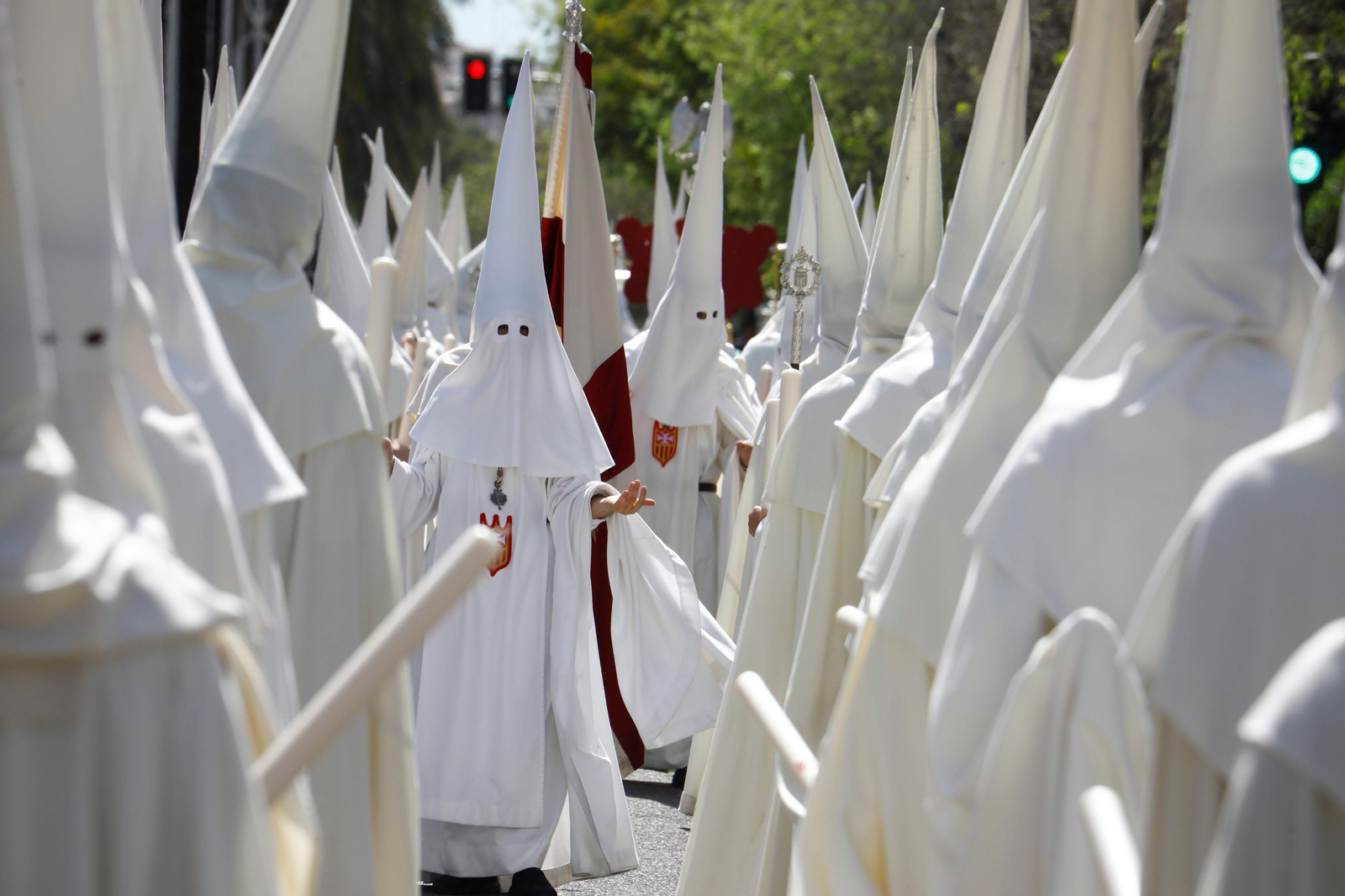 Lunes Santo en Córdoba: la procesión de la Merced, en imágenes
