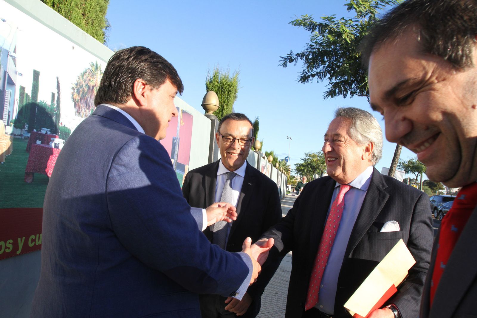 Imágenes del Desayuno Informativo del Grupo Joly con Javier Targhetta