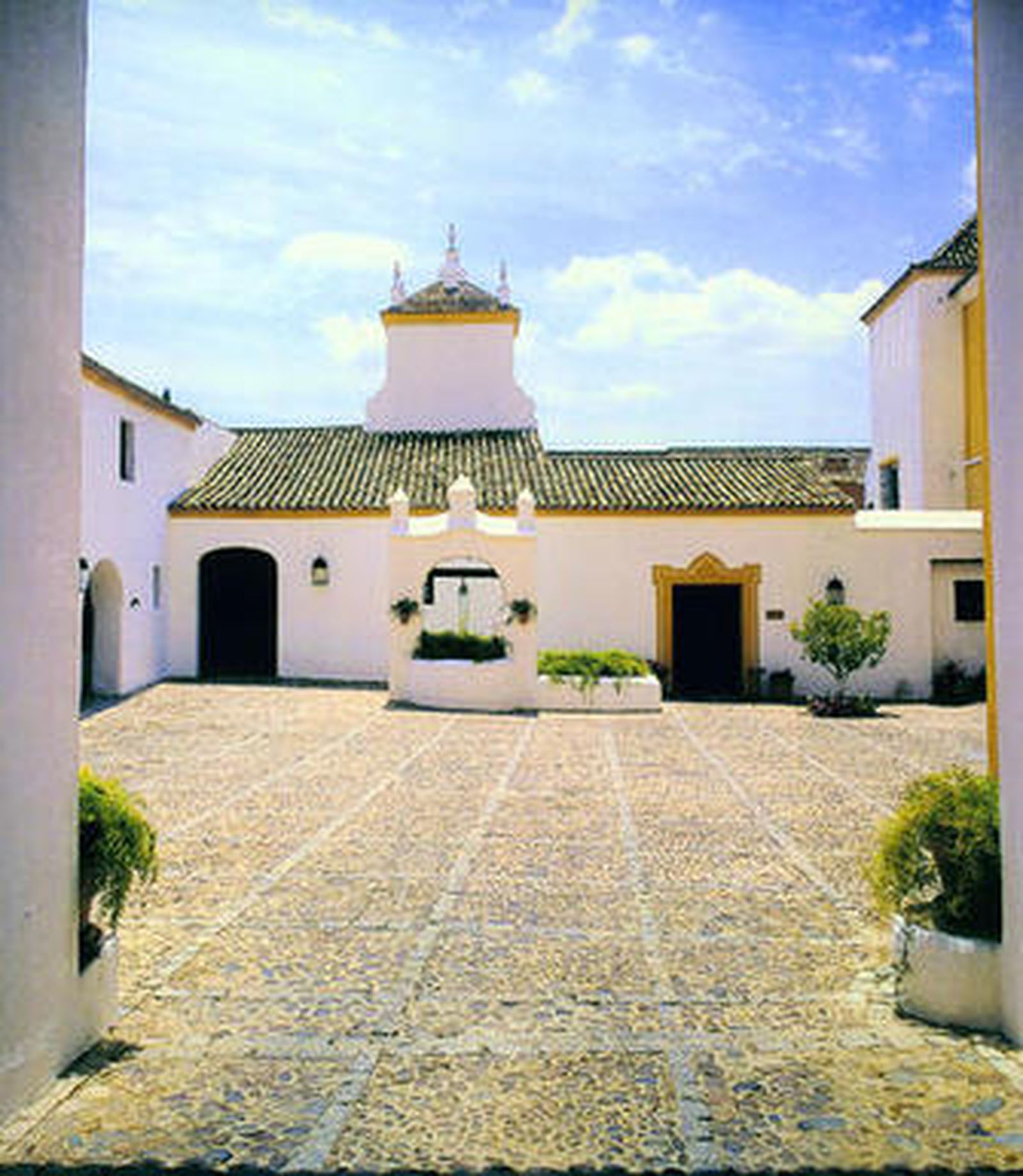 La hostelería y el turismo rural salvan de la extinción a los cortijos andaluces