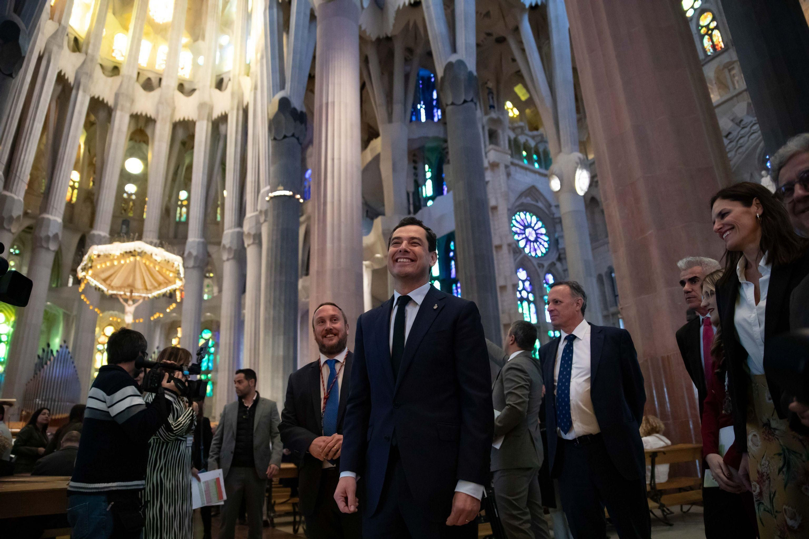 Juanma Moreno, en la Sagrada Familia de Barcelona.