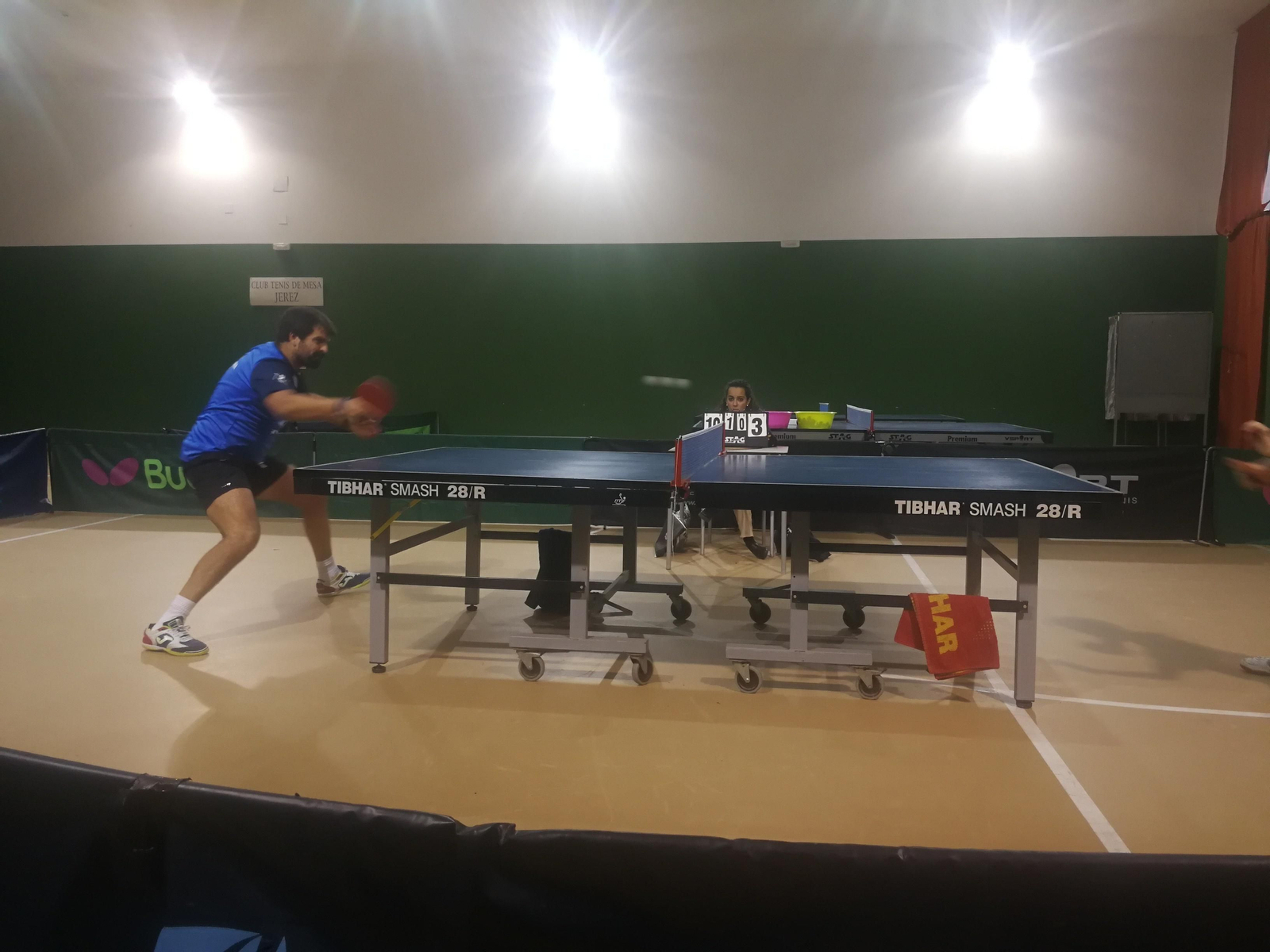 Javier Galán, en acción en uno de los partidos en Pío XII. Javier Galán, en acción en uno de los partidos en Pío XII.