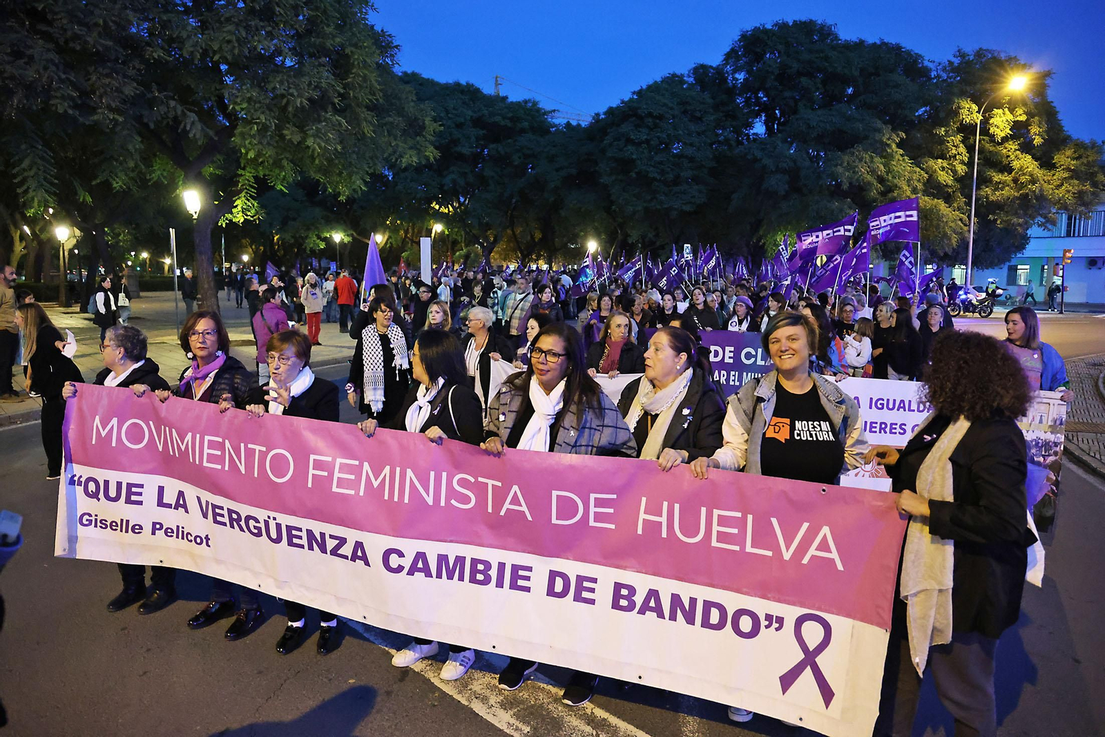 Imágenes de la Manifestación por el 25-N en Huelva