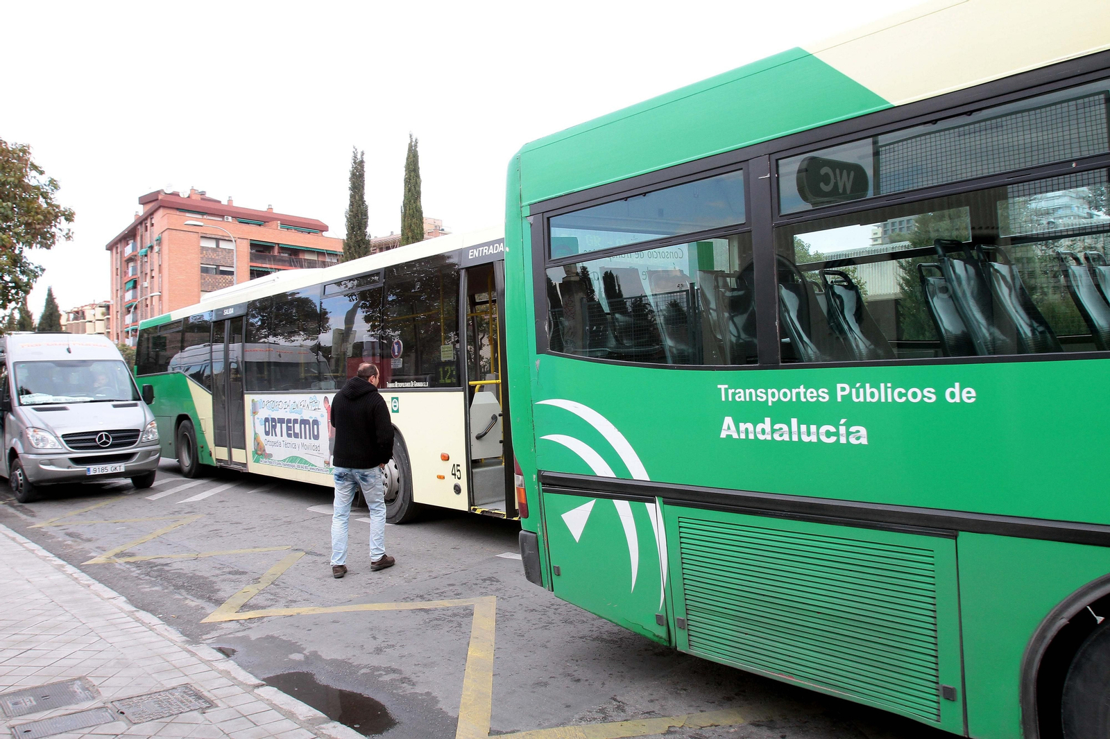 Uno de los autobuses de la flota del Consorcio Metropolitano.