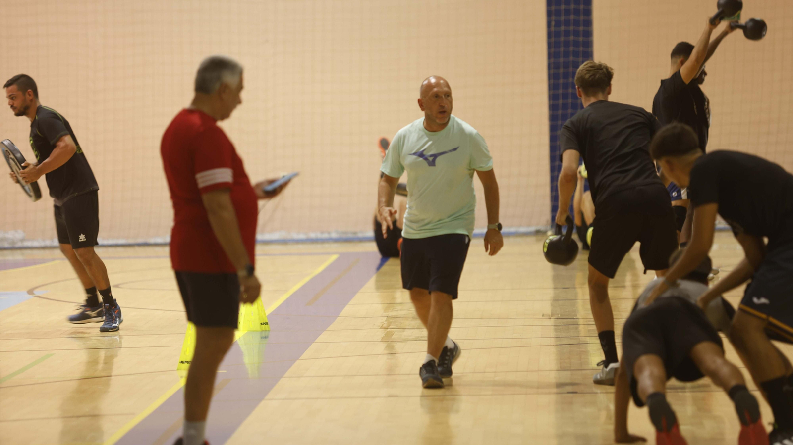 El primer entrenamiento de Ronaldo Carrasco y Sebas Restrepo con el BM Ciudad de Algeciras