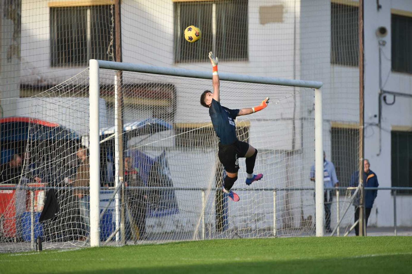 Las imágenes de la victoria del Guadalcacín ante el Jerez Industrial (0-1)