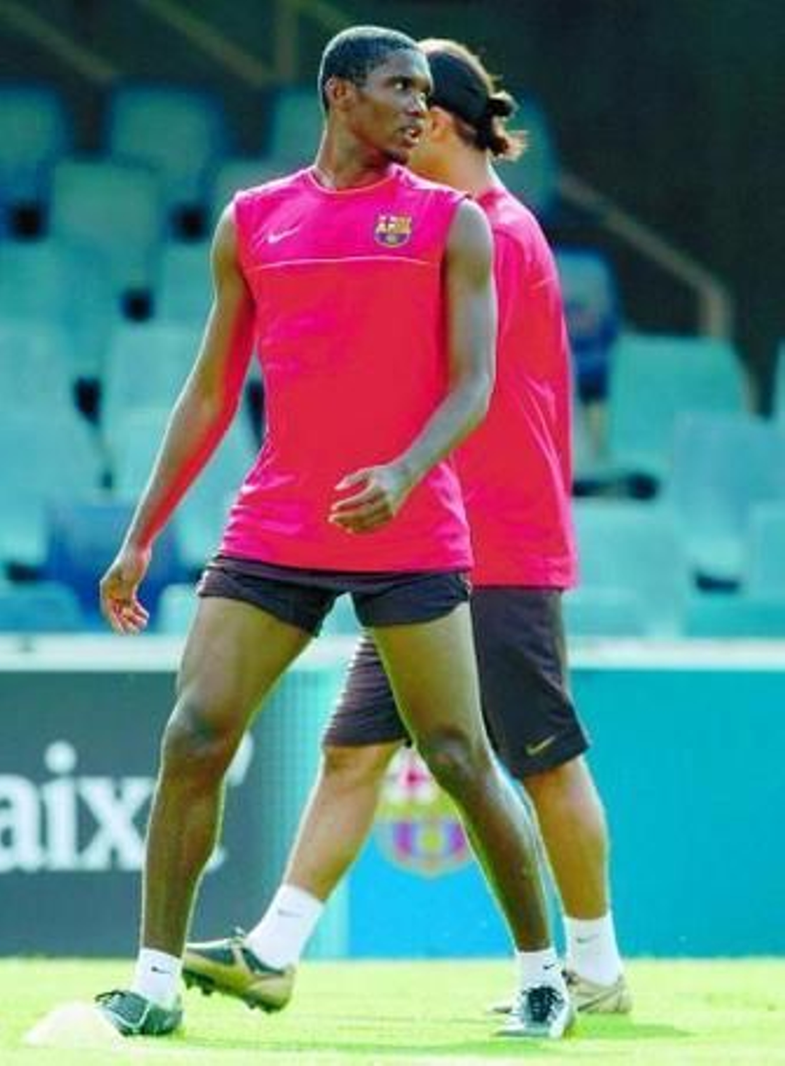 Eto'o, durante el entrenamiento de ayer en el Miniestadi.