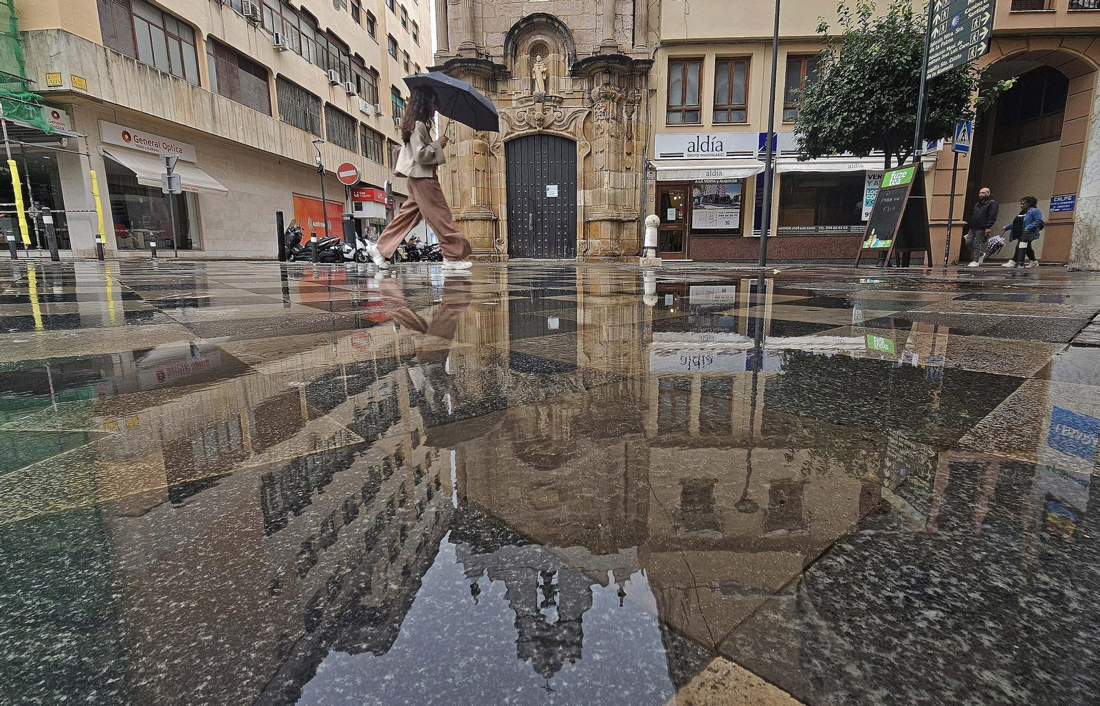 Fotos de la lluvia provocada por la borrasca atlántica en Algeciras