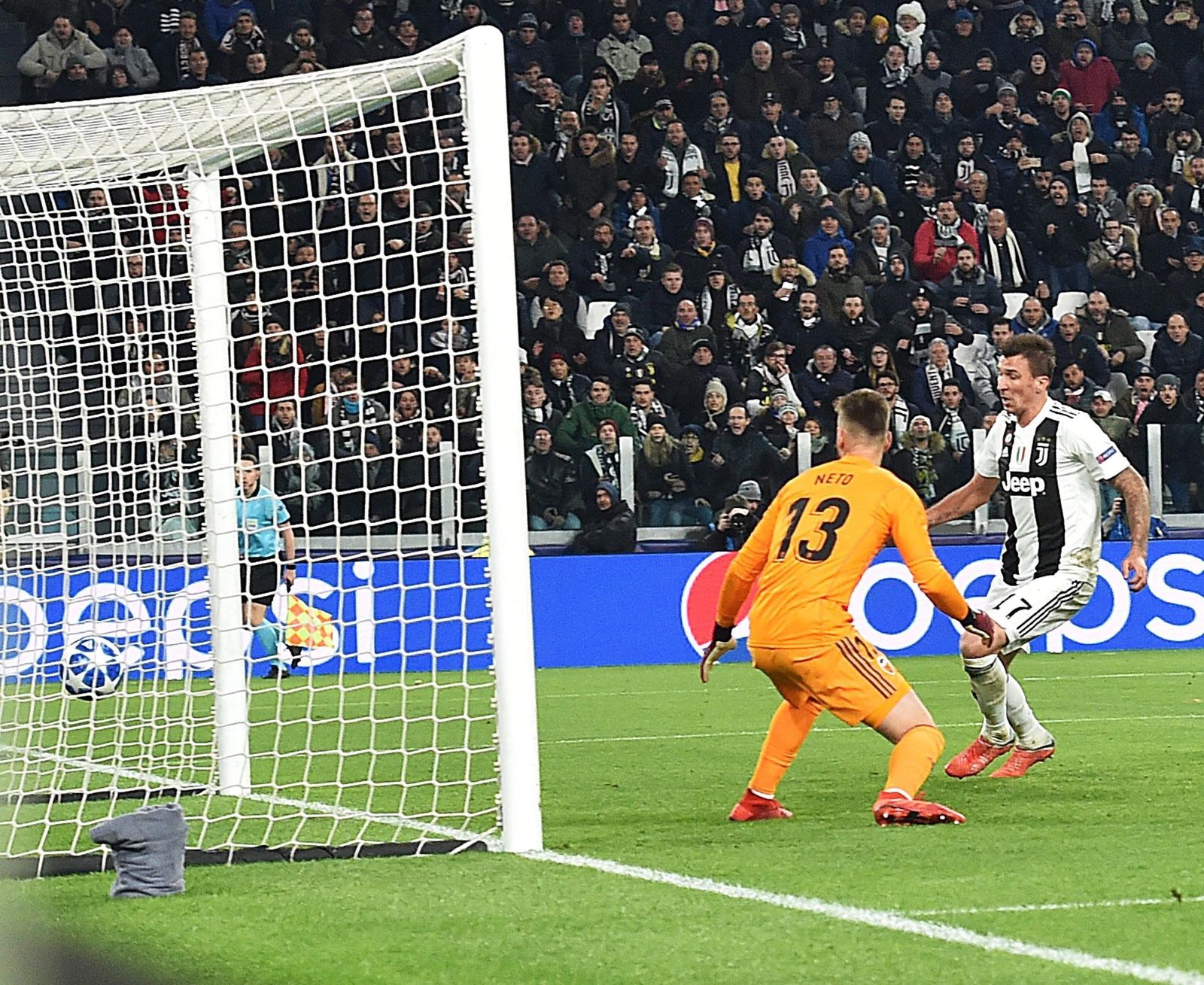 Las imágenes del Juventus-Valencia