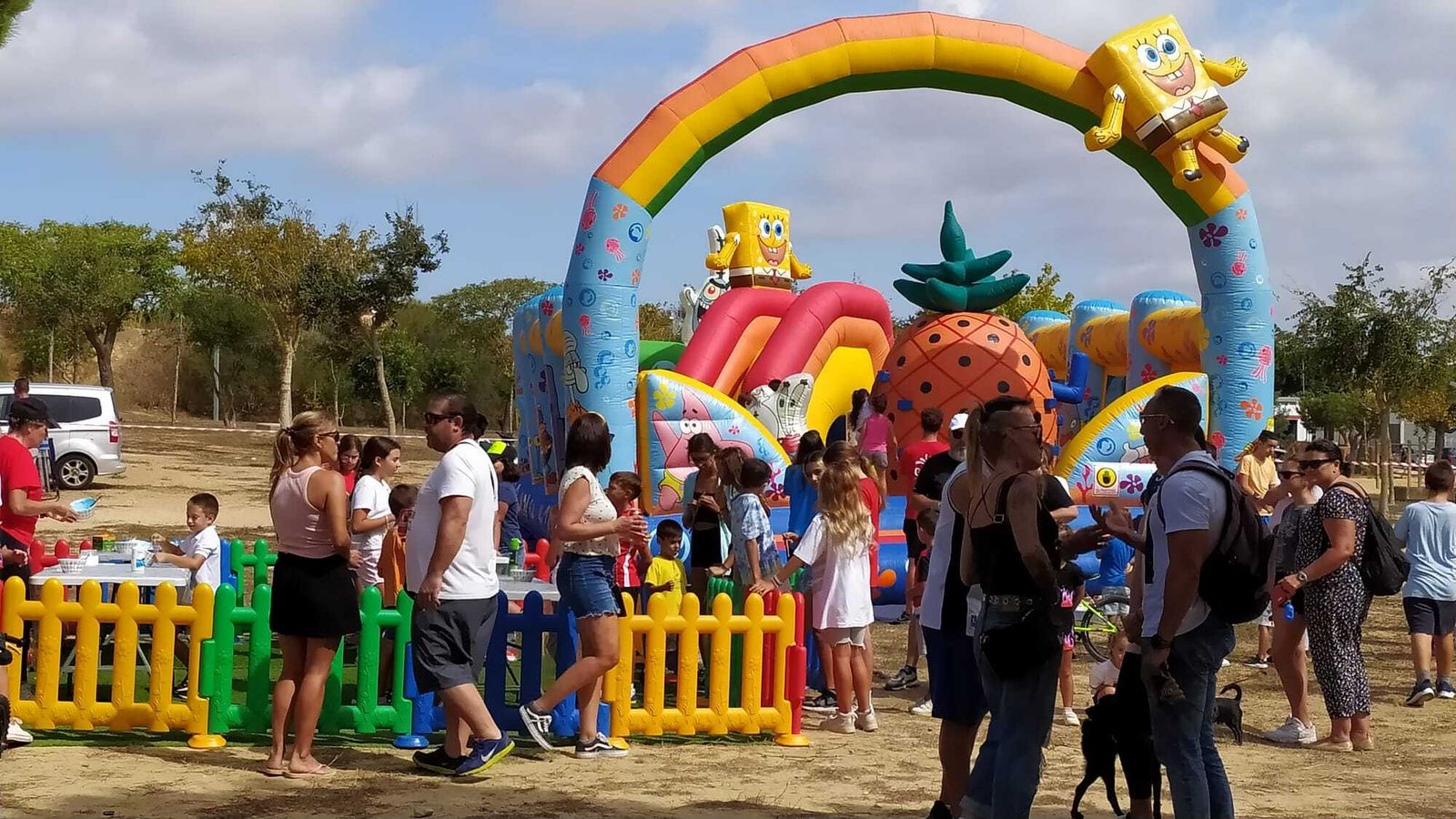 Un hinchable para diversión de los más pequeños.