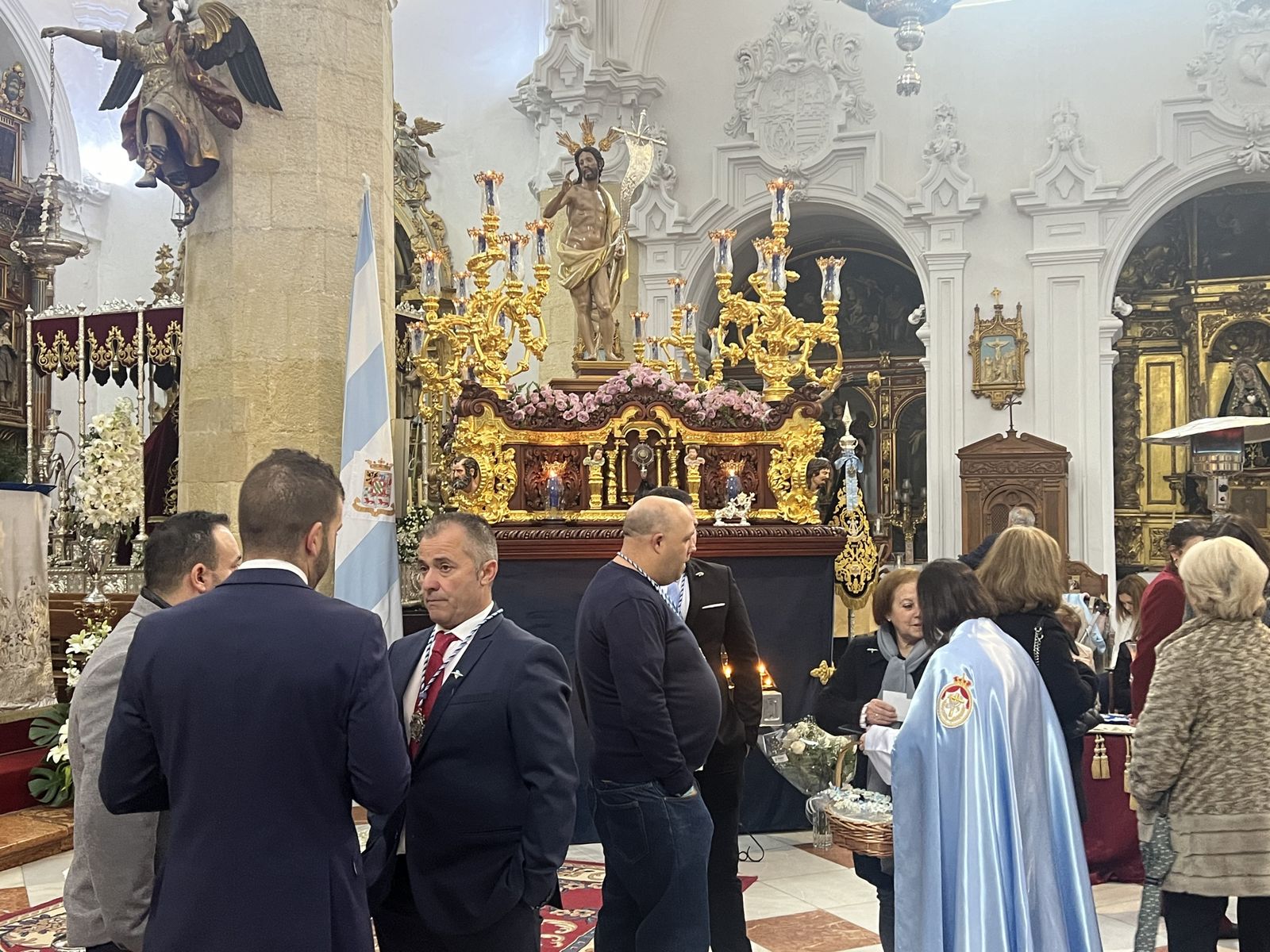 Domingo de Resurrección en Priego de Córdoba: la lluvia deja en su templo a la hermandad de la Cabeza y el Resucitado