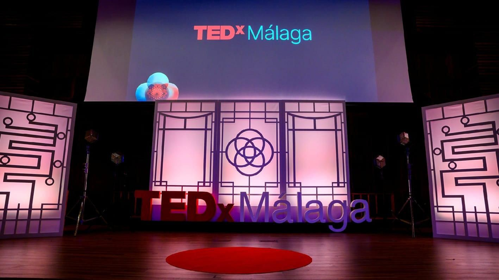 El premiado stand de presentación de la feria de ideas TEDxMálaga 2024.