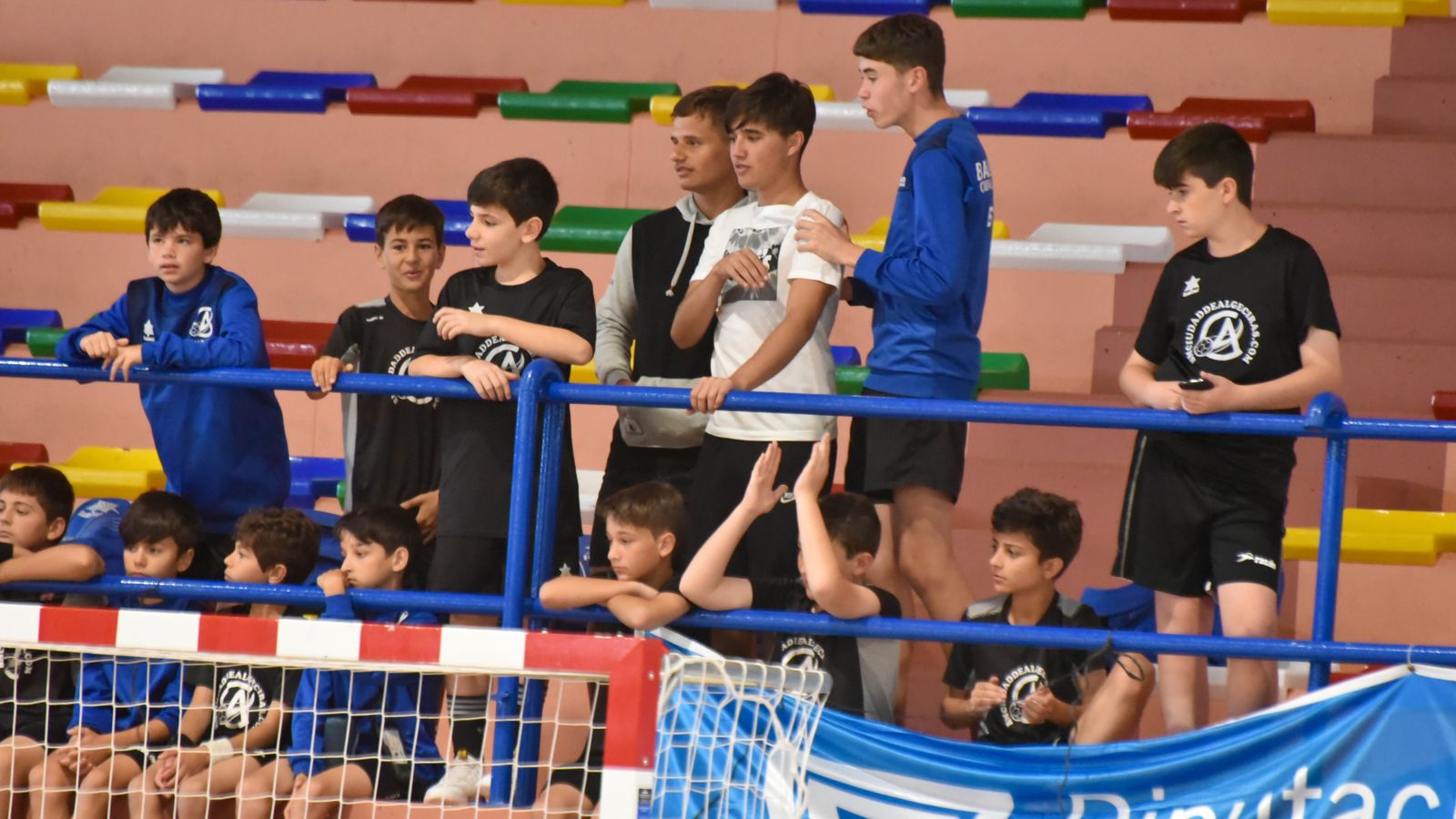 Las fotos de la segunda jornada del Cadeba de balonmano alevín de La Línea