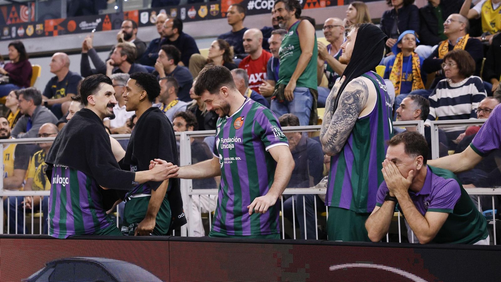El Unicaja, campeón de Copa: Todas las imágenes del partido, la fiesta y la llegada a Málaga