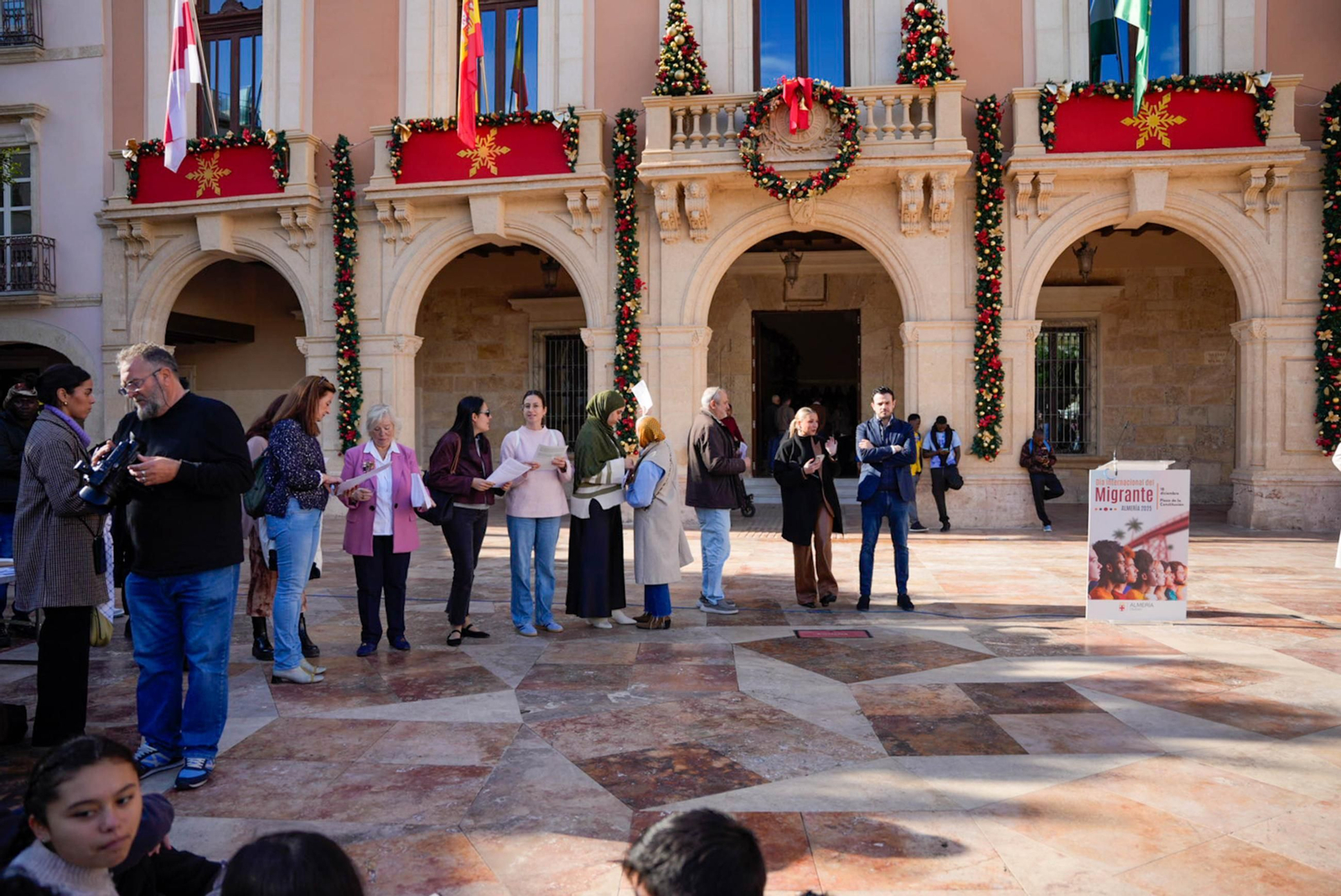 Almería reivindica la diversidad en el Día Internacional del Migrante, en imágenes