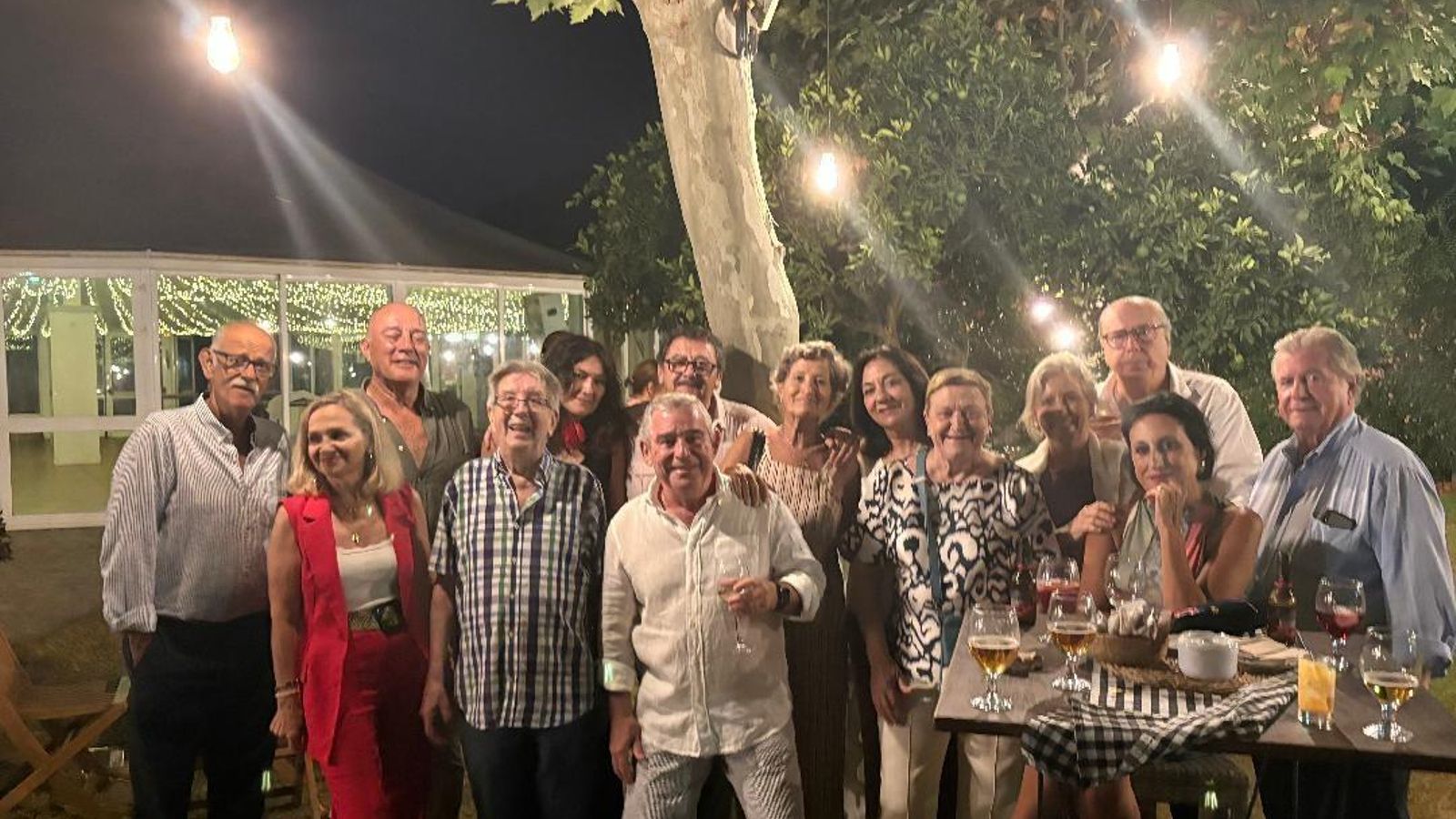 Javier Bernardos, Marian Jiménez, José Macpherson, Juan Muñoz, Maricruz Lora, Jorge Vallarino, Enrique Lafuente, Susi Almagro, Guadalupe Manrique, Pilar Jiménez, Salud Mier, José María Otero, Marisa Rial y Mikel Elorza