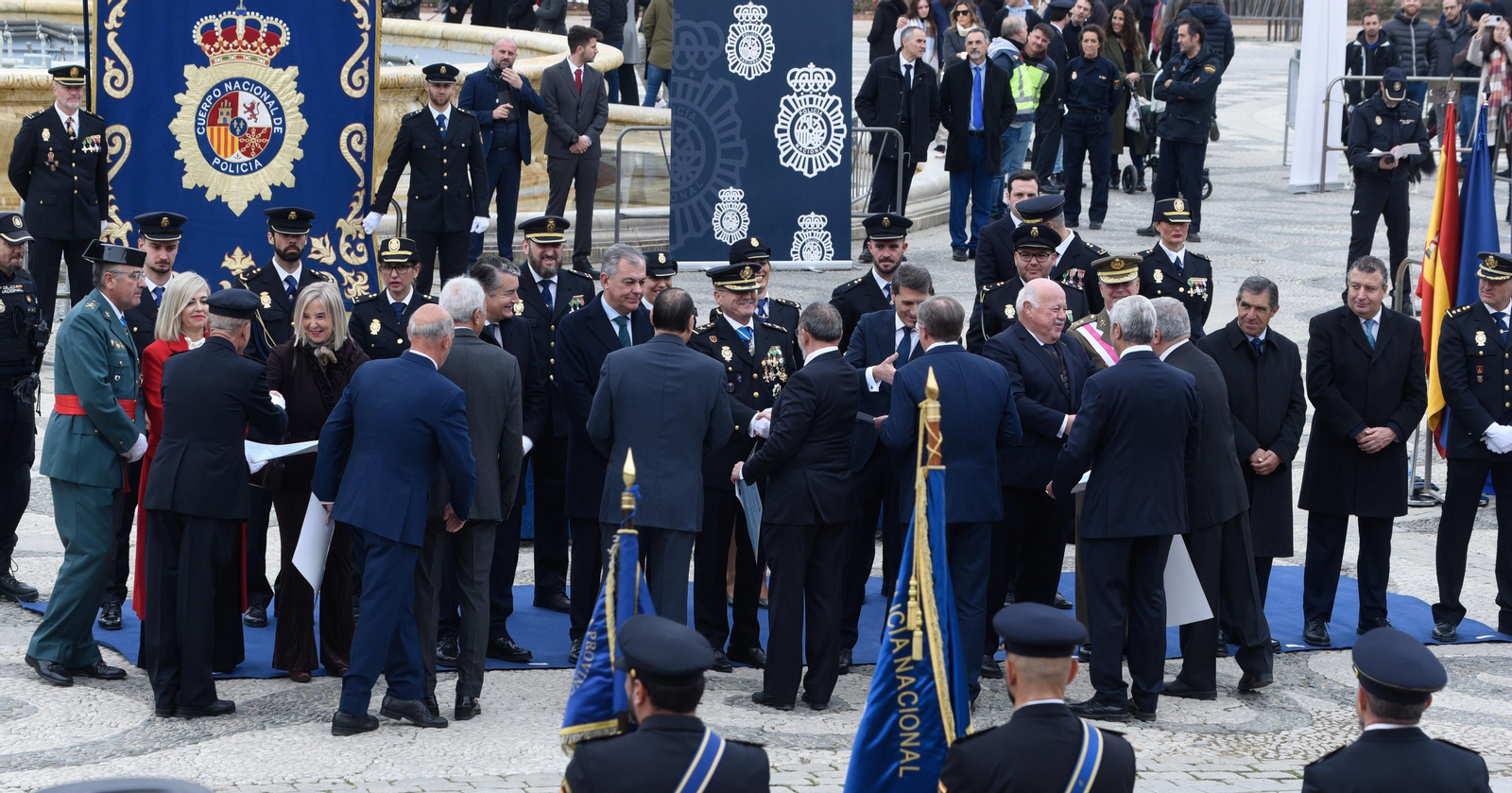 Acto de celebración del Bicentenario de la Policía Nacional en Sevilla