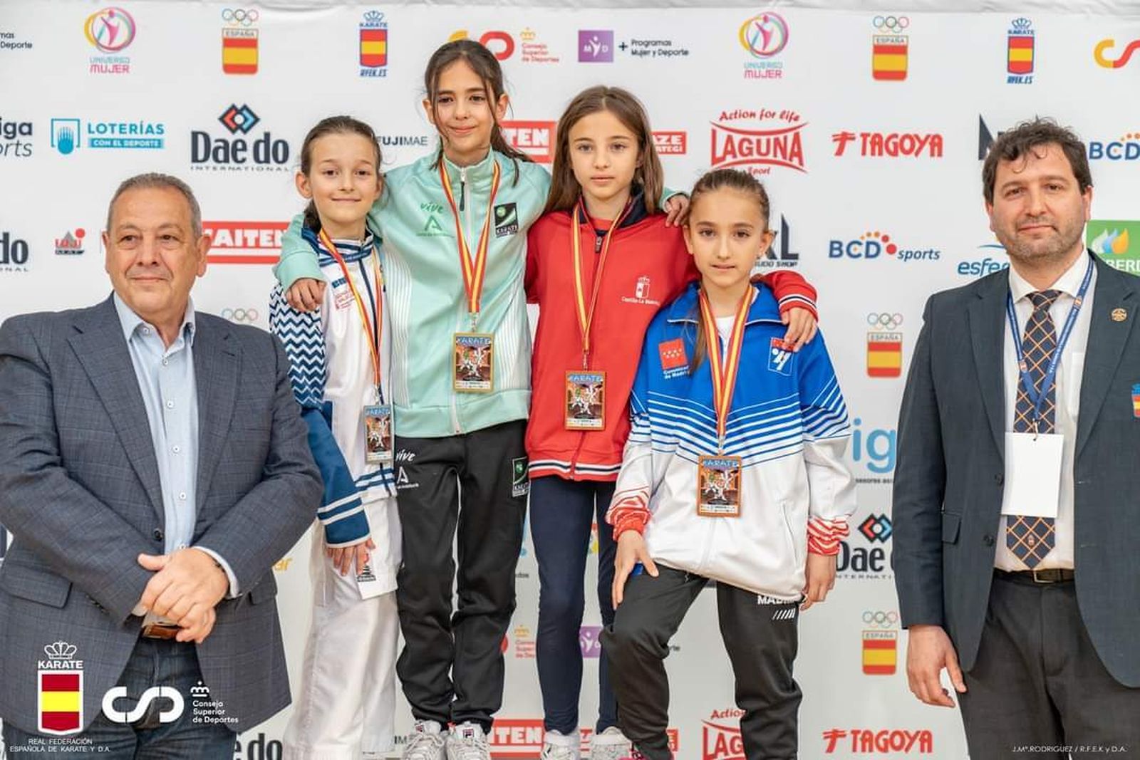 La almeriense Rebeca Hueso en lo más alto del podio nacional infantil