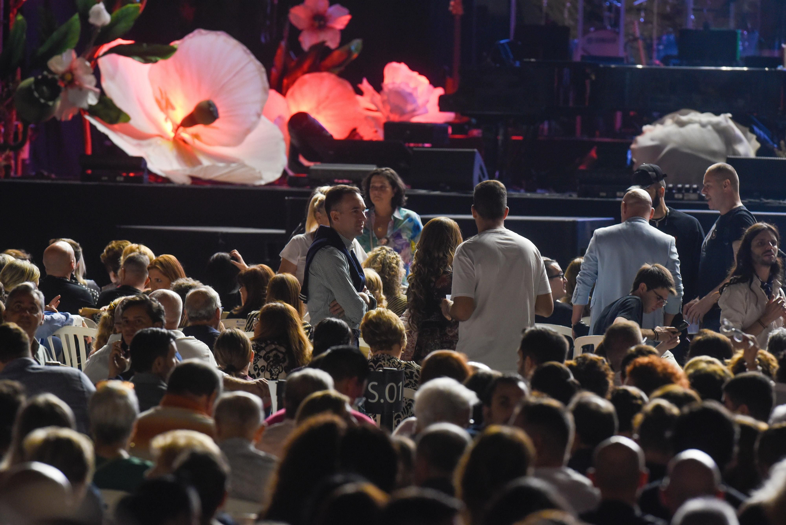 Búscate en el concierto de Isabel Pantoja