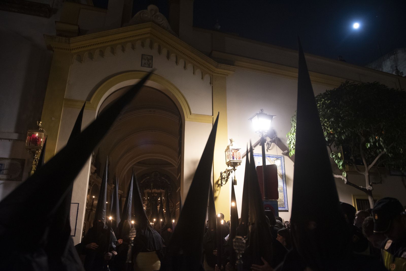 La Hermandad del Silencio, en imágenes