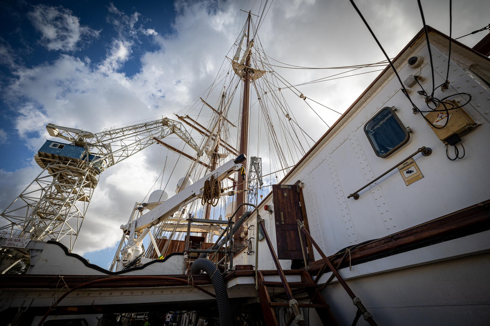 Un recorrido completo por las obras del buque escuela 'Juan Sebastián de Elcano'