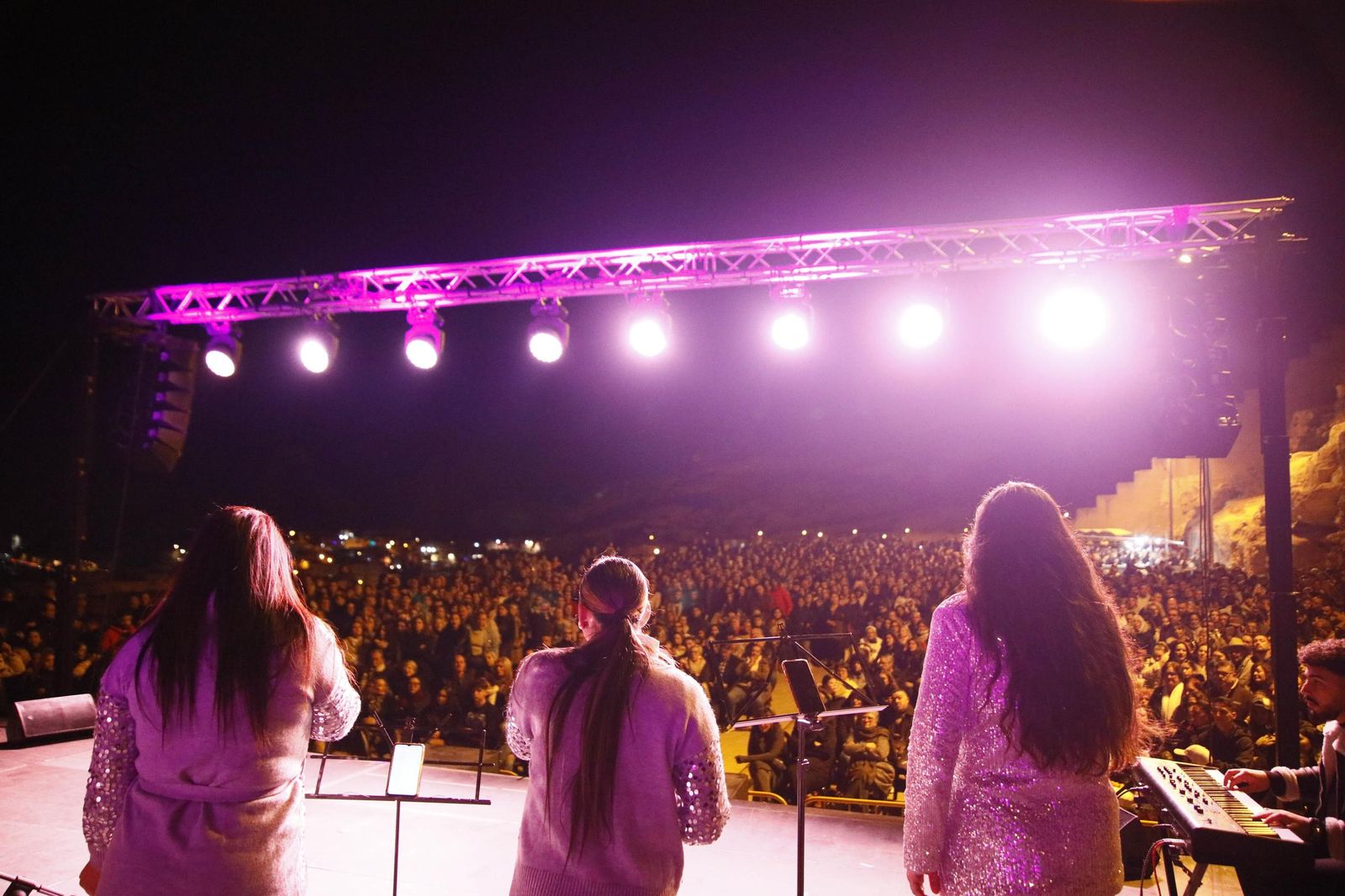 La Noche de las Candelas del Mesón Gitano de Almería, en imágenes