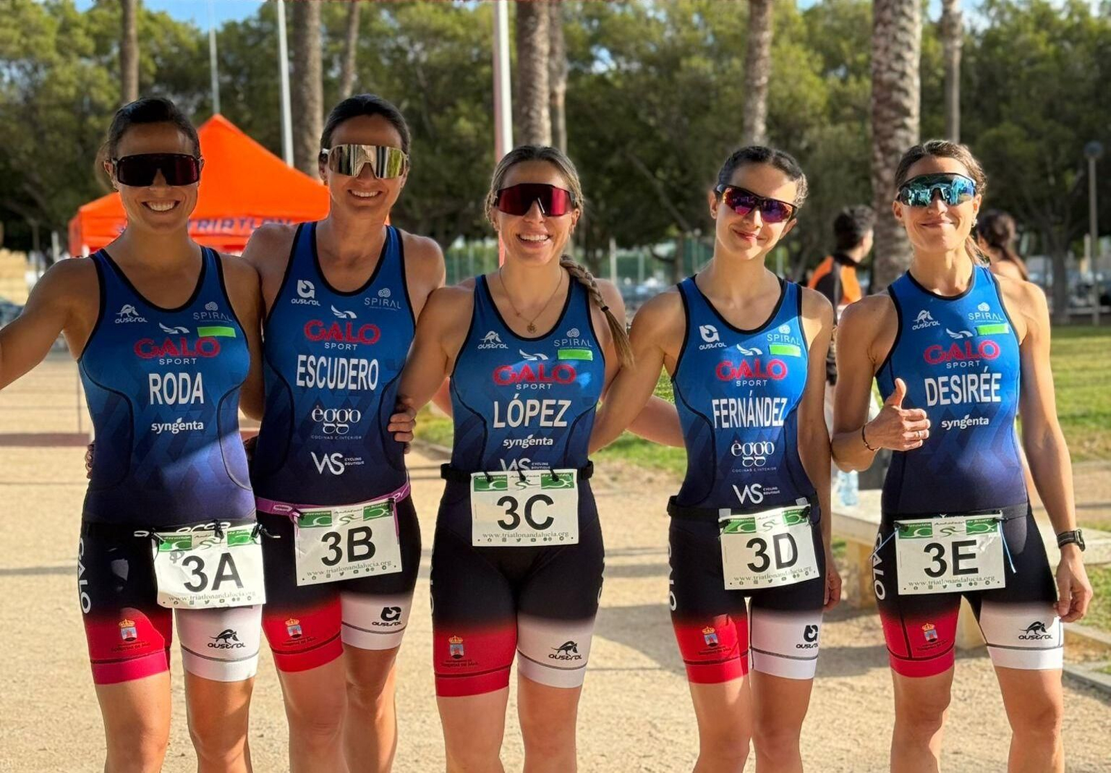 Las componentes del Galosport posan antes de su participación en el pasado Campeonato de Andalucía de Duatlón por Equipos.