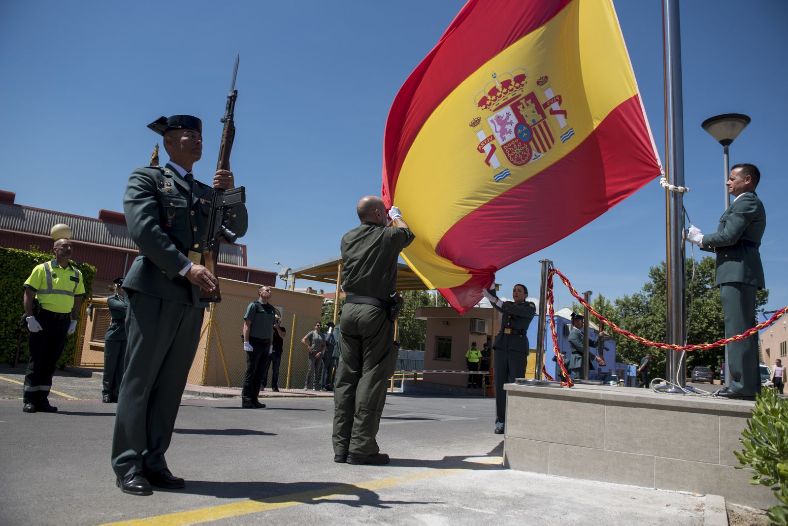 Acto de celebración del 175 aniversario de la Guardia Civil en Granada