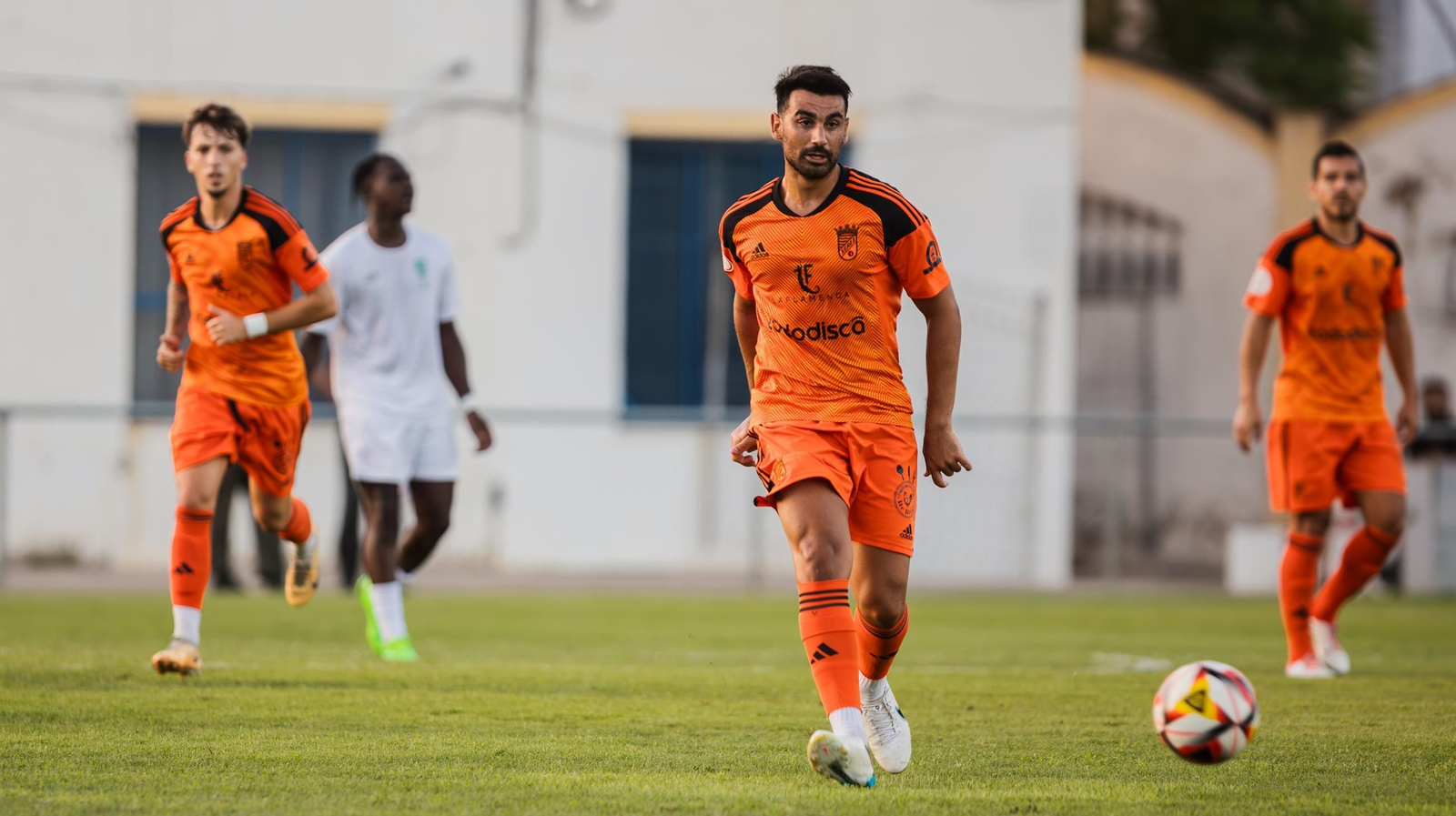Las imágenes del triunfo del Xerez CD en el Trofeo Antonio Moure