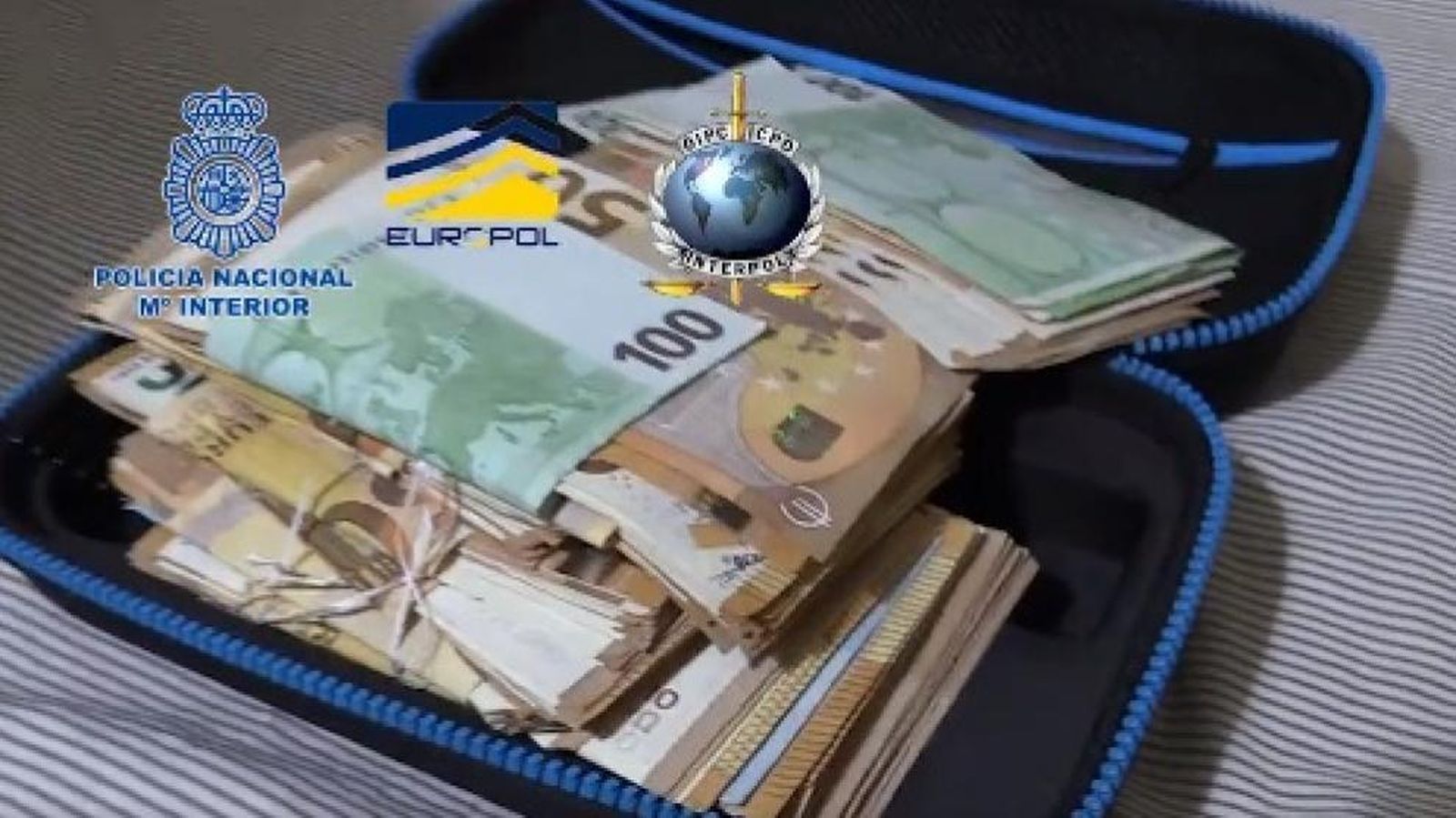 Dinero incautado durante una operación realizada por la Policía Nacional