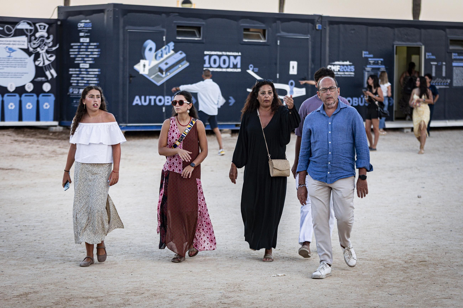 Búscate en las imagenes del concierto de Camela en Concert Music Festival en Chiclana