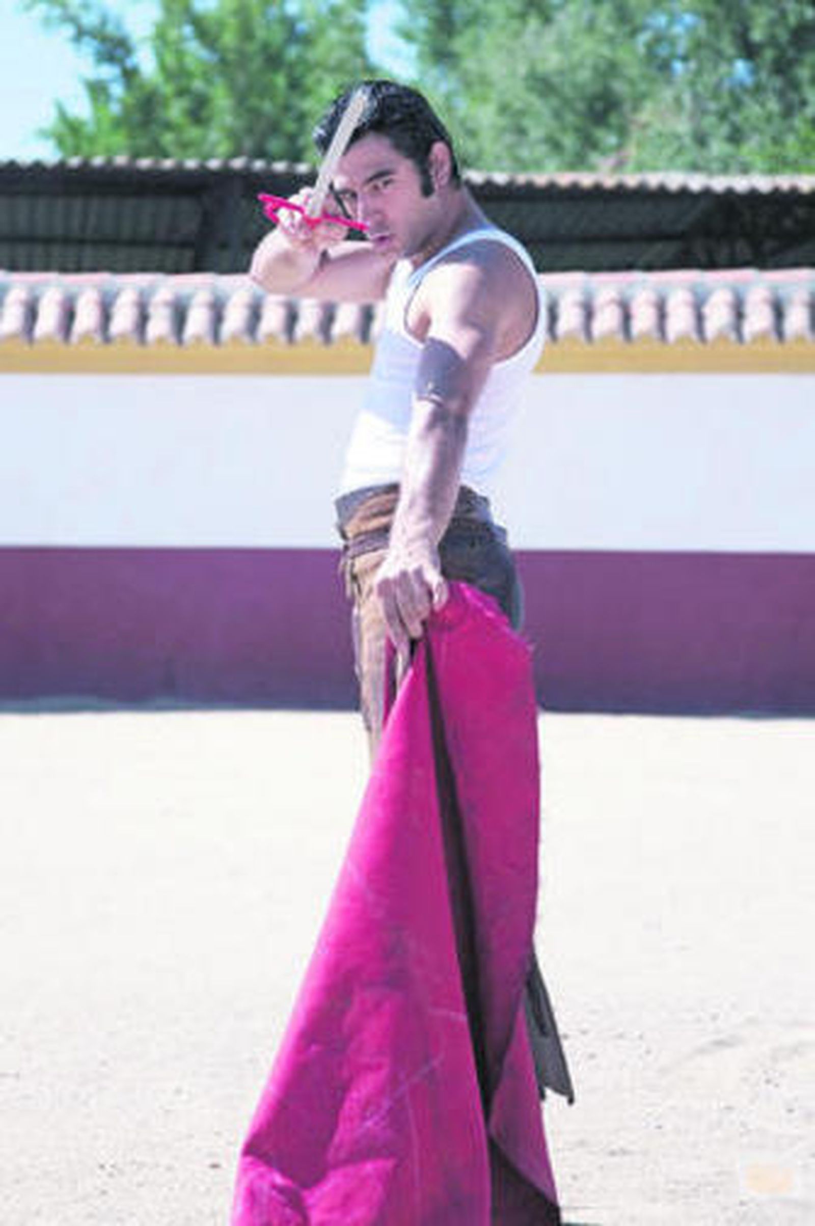 Antonio Velázquez en una escena del rodaje de la miniserie.