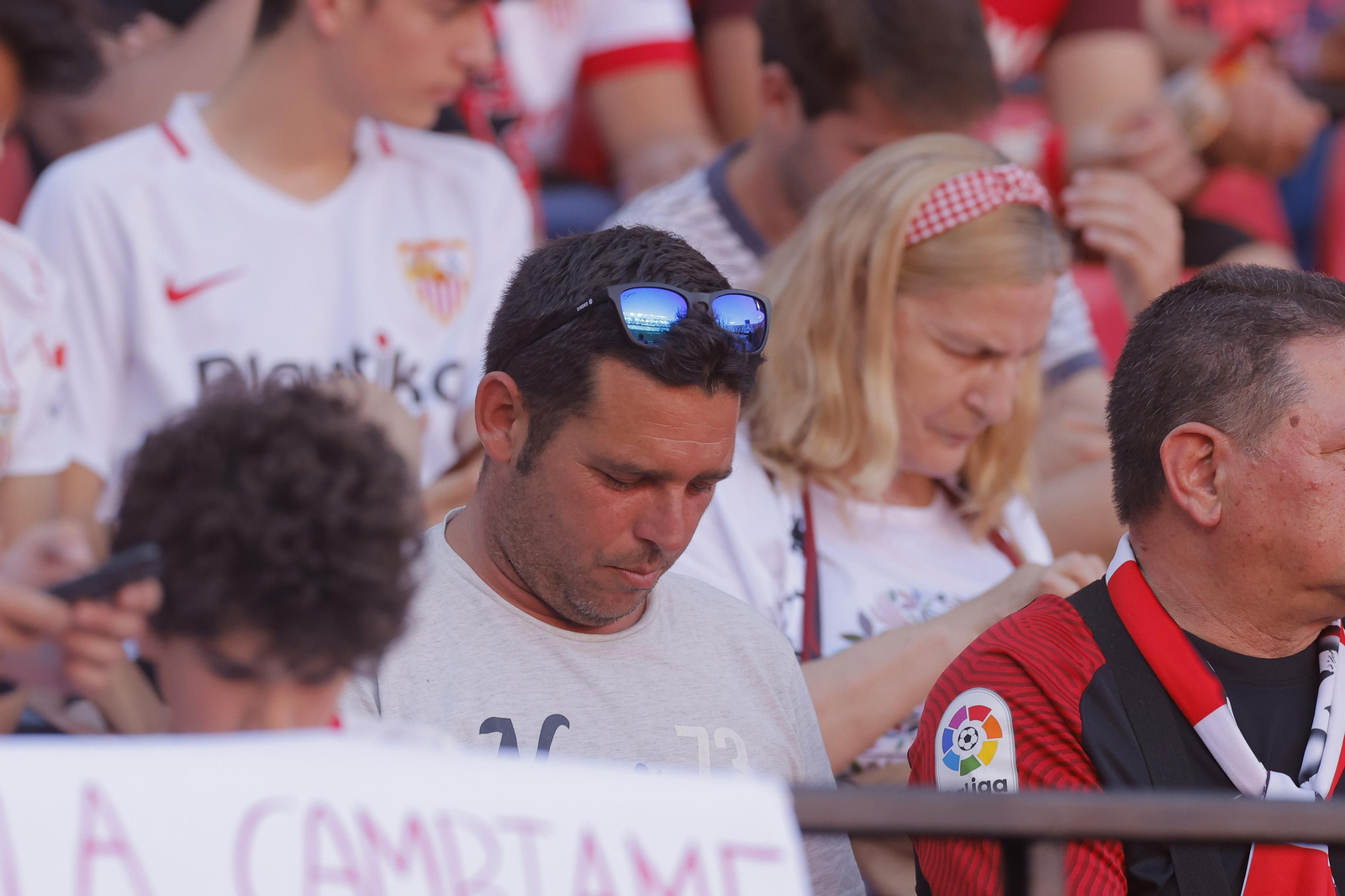 Búscate en las fotos del Sevilla-Español