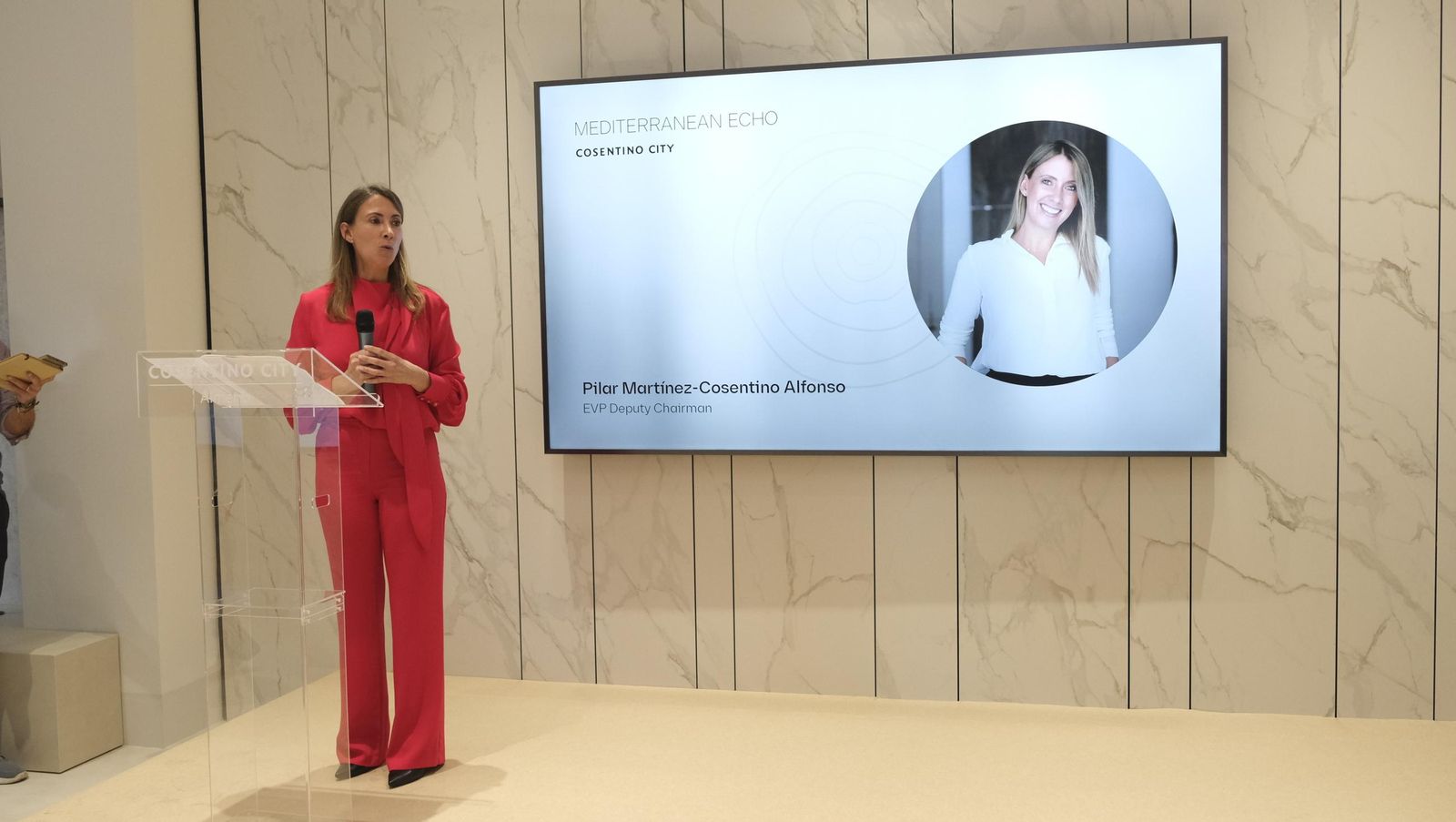 Cosentino City llega al Paseo de Almería , en imágenes