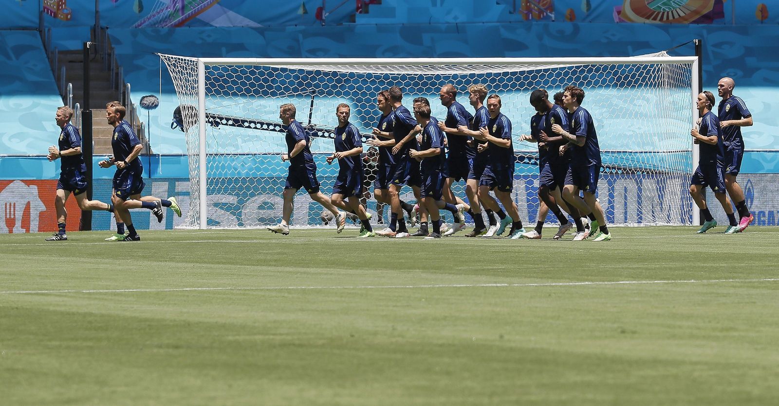 ¡Suecia entrena a las 14:30 en La Cartuja con 33 grados!