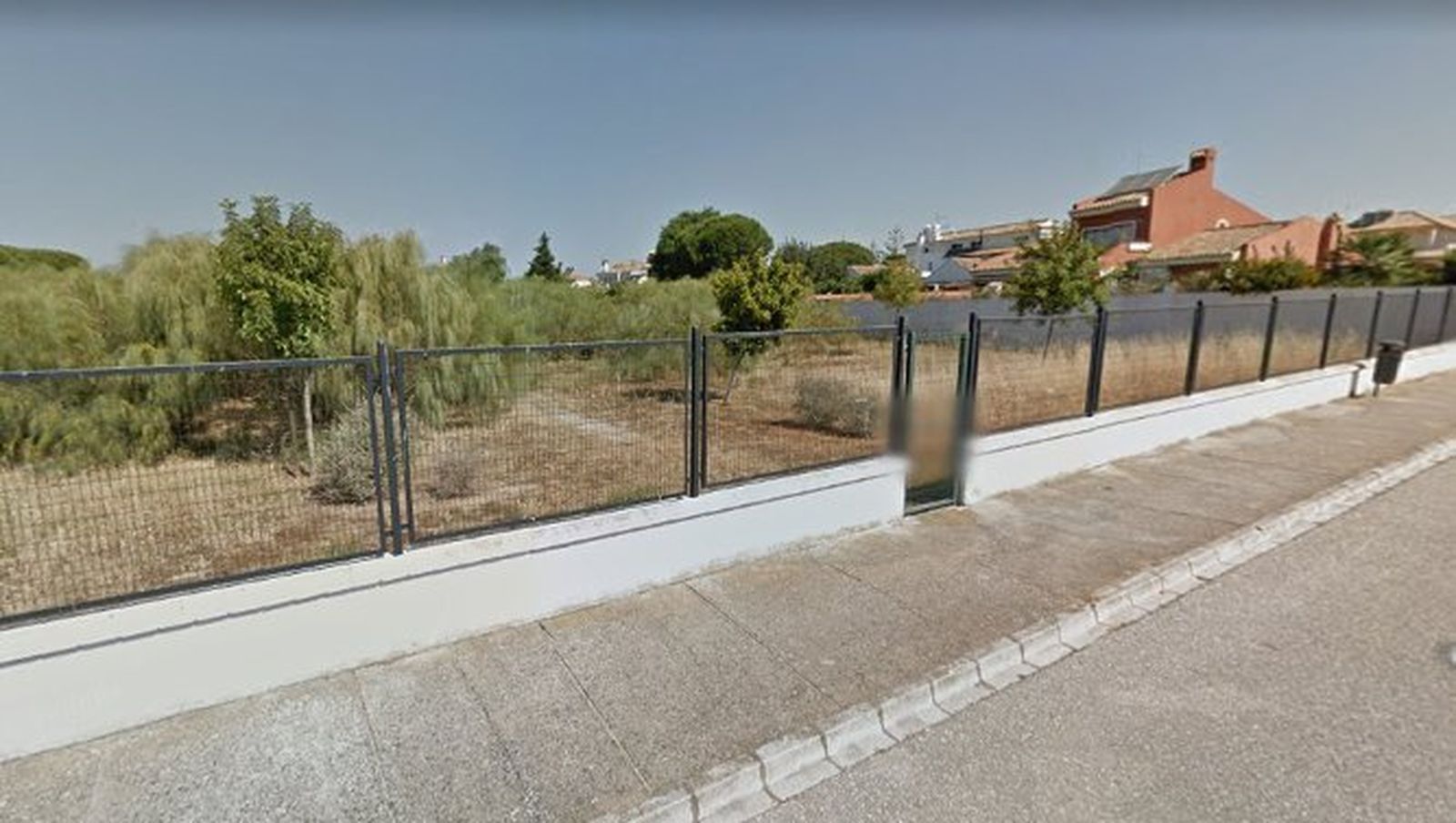 Parque, junto a la calle Urogallo, donde han aparecido los animales.