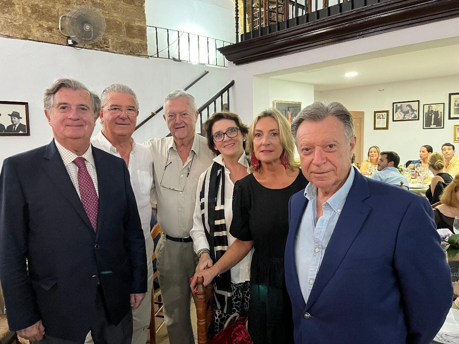 José María García León, Juan Sanlés, Federico Sahagún, María Cárdenas, Lourdes Serrano y Manuel González Macía.