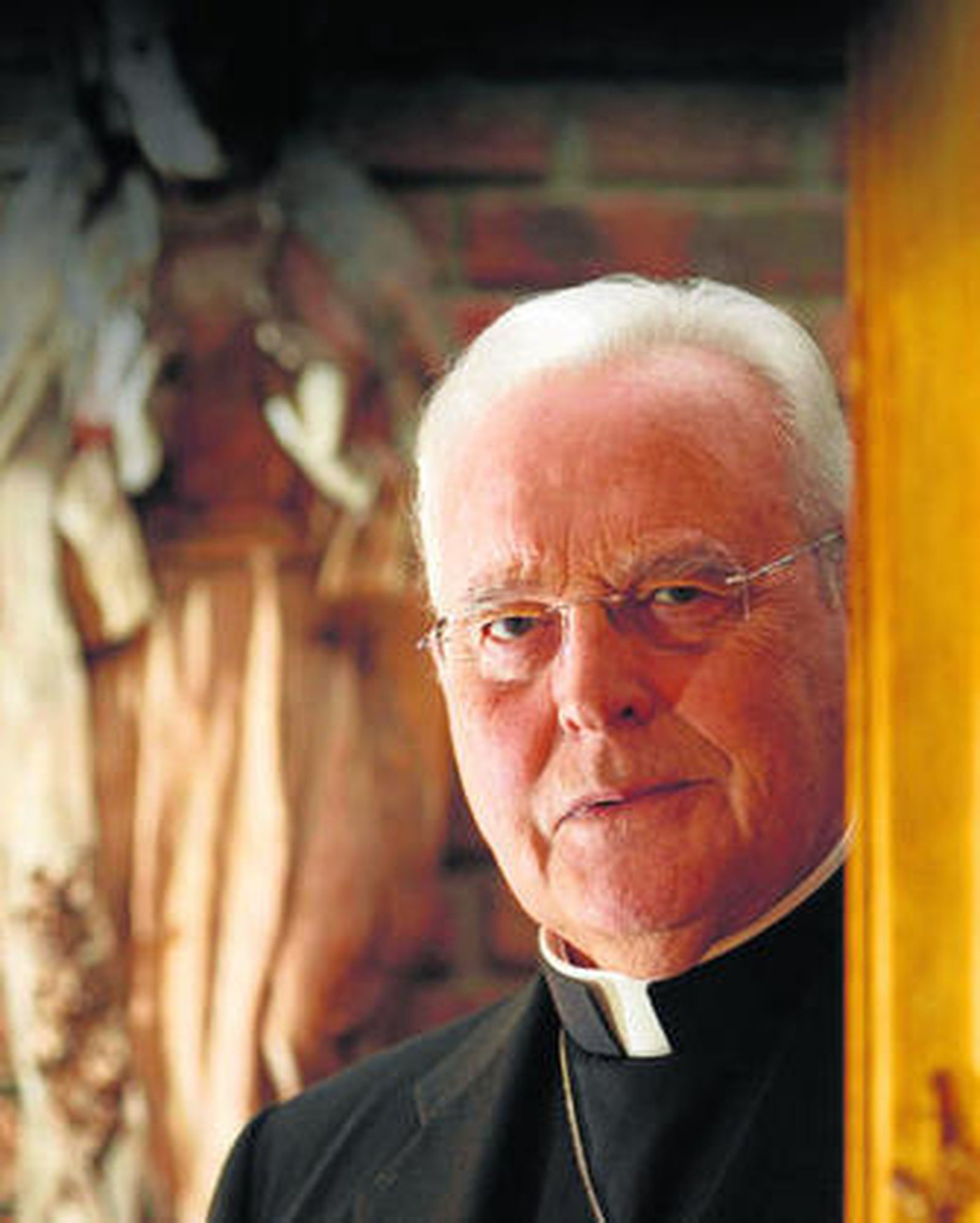 El cardenal Carlos Amigo, premio Manuel Clavero